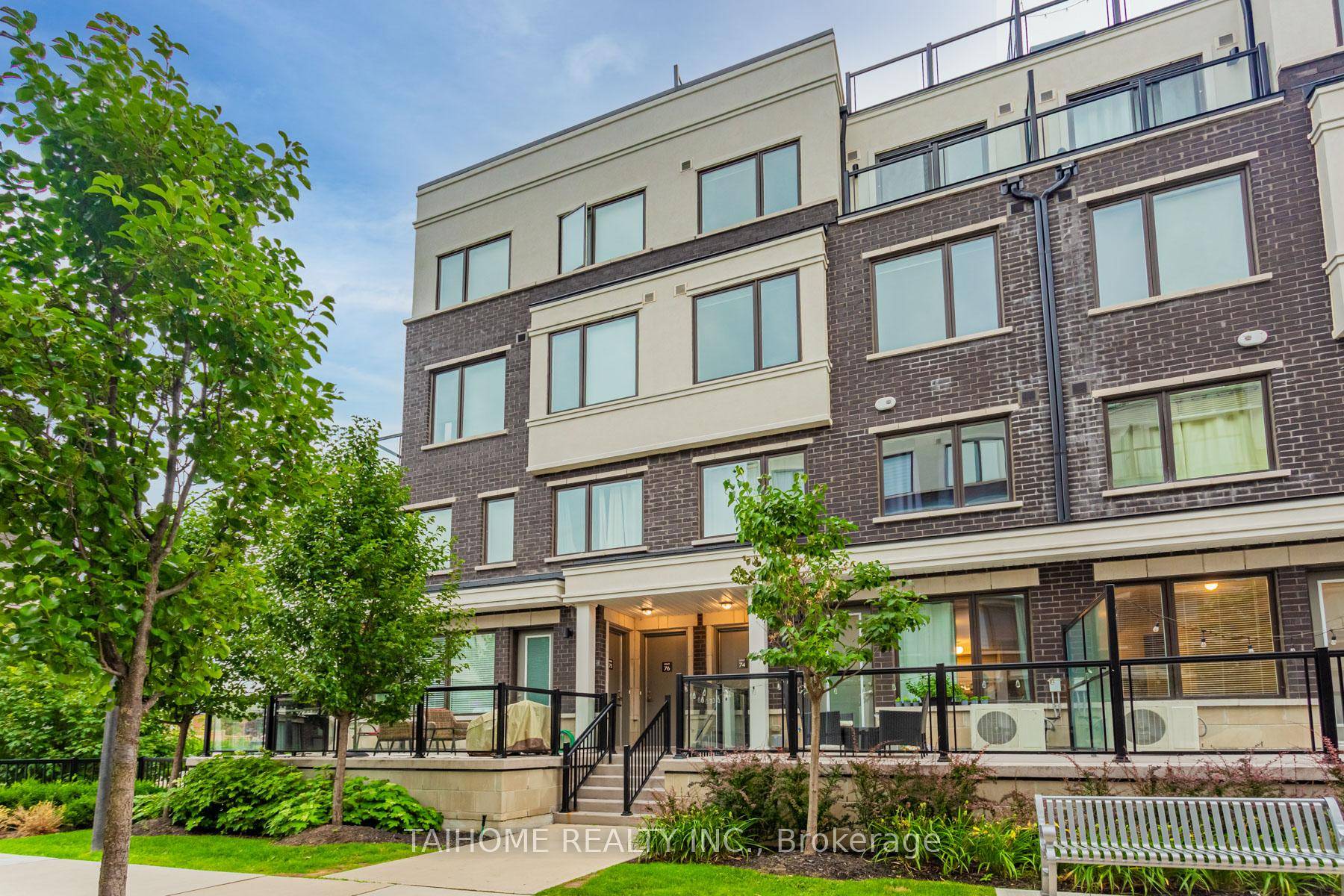 Welcome To 400 Alex Gardner Circle Unit 74 !