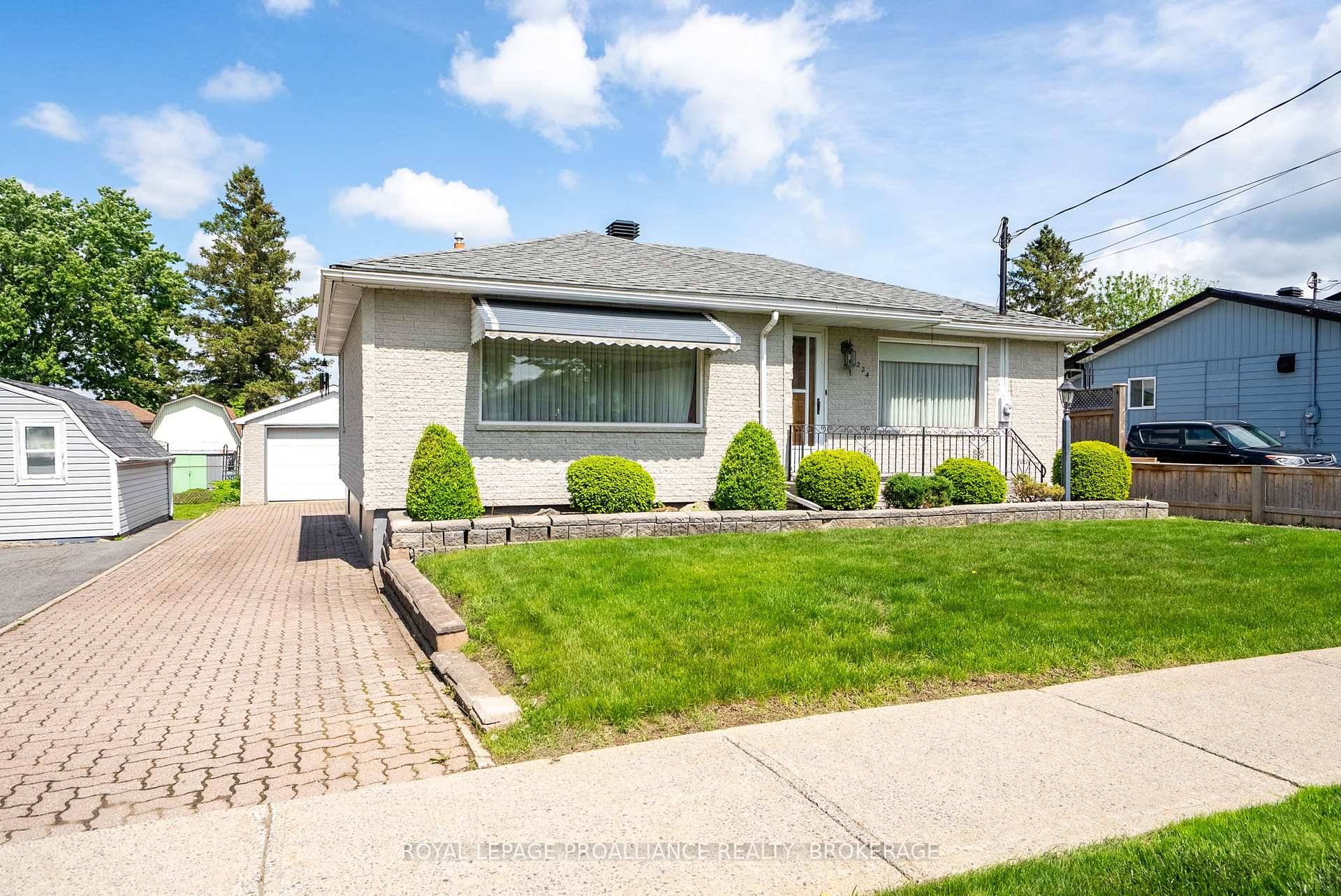 Pride of ownership shines through this meticulously maintained 2 bedroom 1.