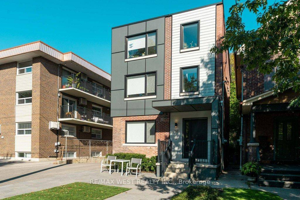 TURN KEY FOURPLEX INVESTMENT PRIME HIGH PARK LOCATION Outstanding Opportunity To Acquire A Fully Rebuilt, Turn Key Fourplex In Torontos Most Desirable Rental Market.