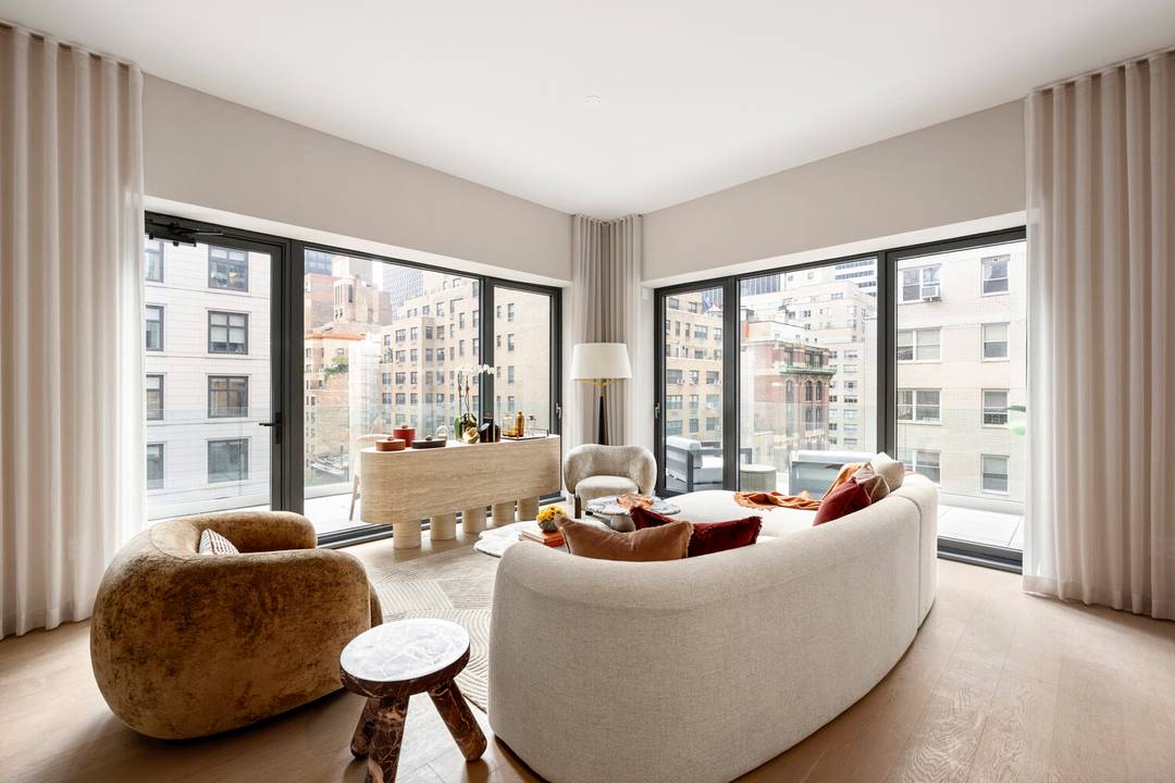 Residence 1401 is a distinctive three bedroom home spanning 1, 711 square feet, distinguished by a great room with double height 20 foot ceiling and 200 square feet of outdoor ...