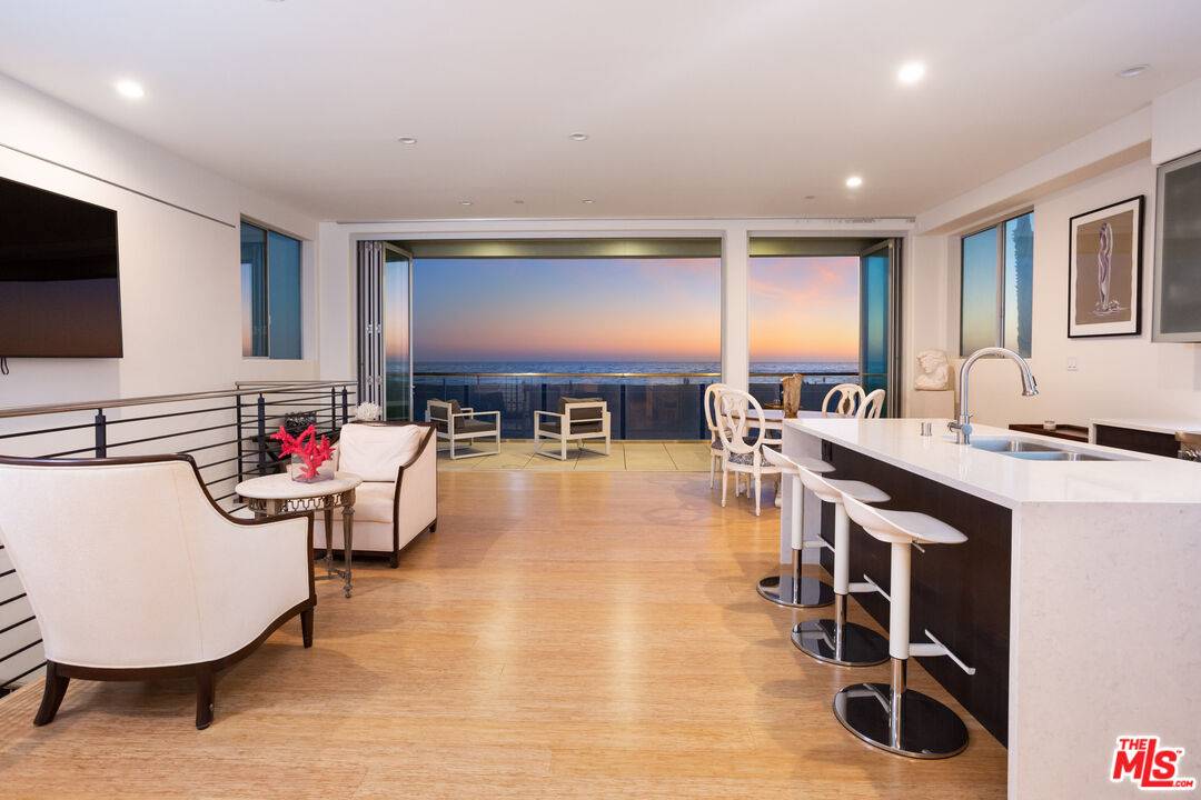 6985 Trolleyway 3BR La