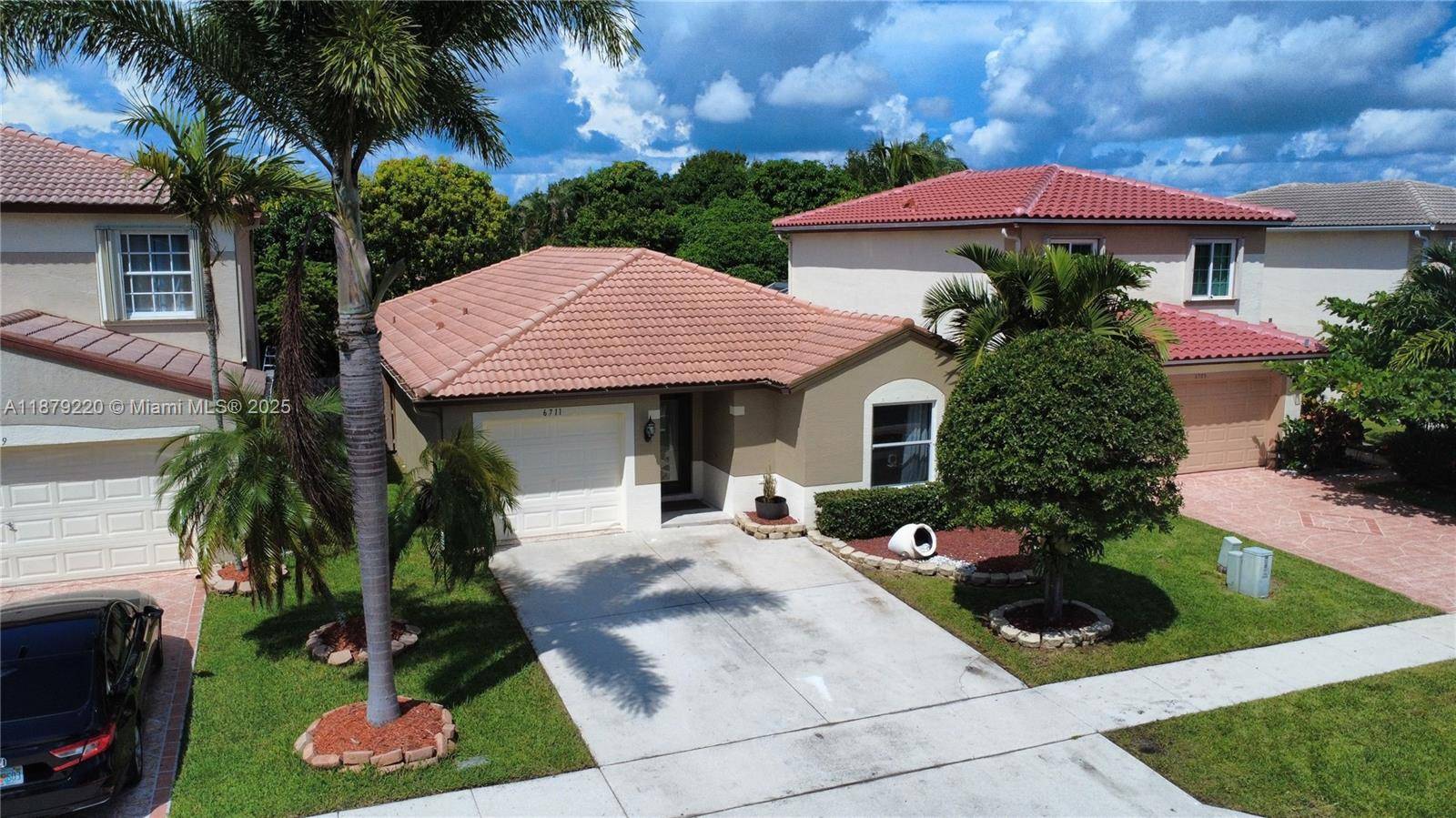 Stunning 3 bedroom, 2 bathroom home located in the desirable gated community of Rivermill !