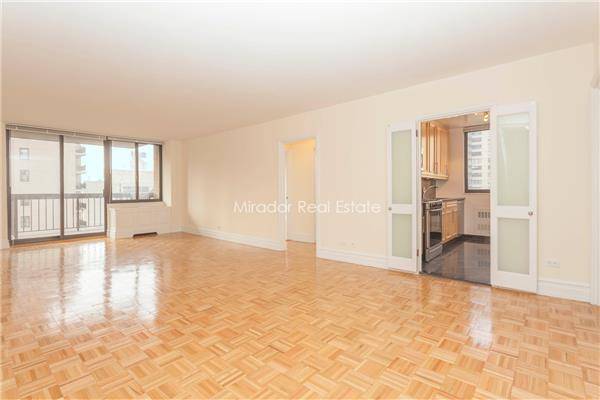 Tower 67 is an impressive 49 story full service rental building located at 145 West 67th Street on the Upper West Side.
