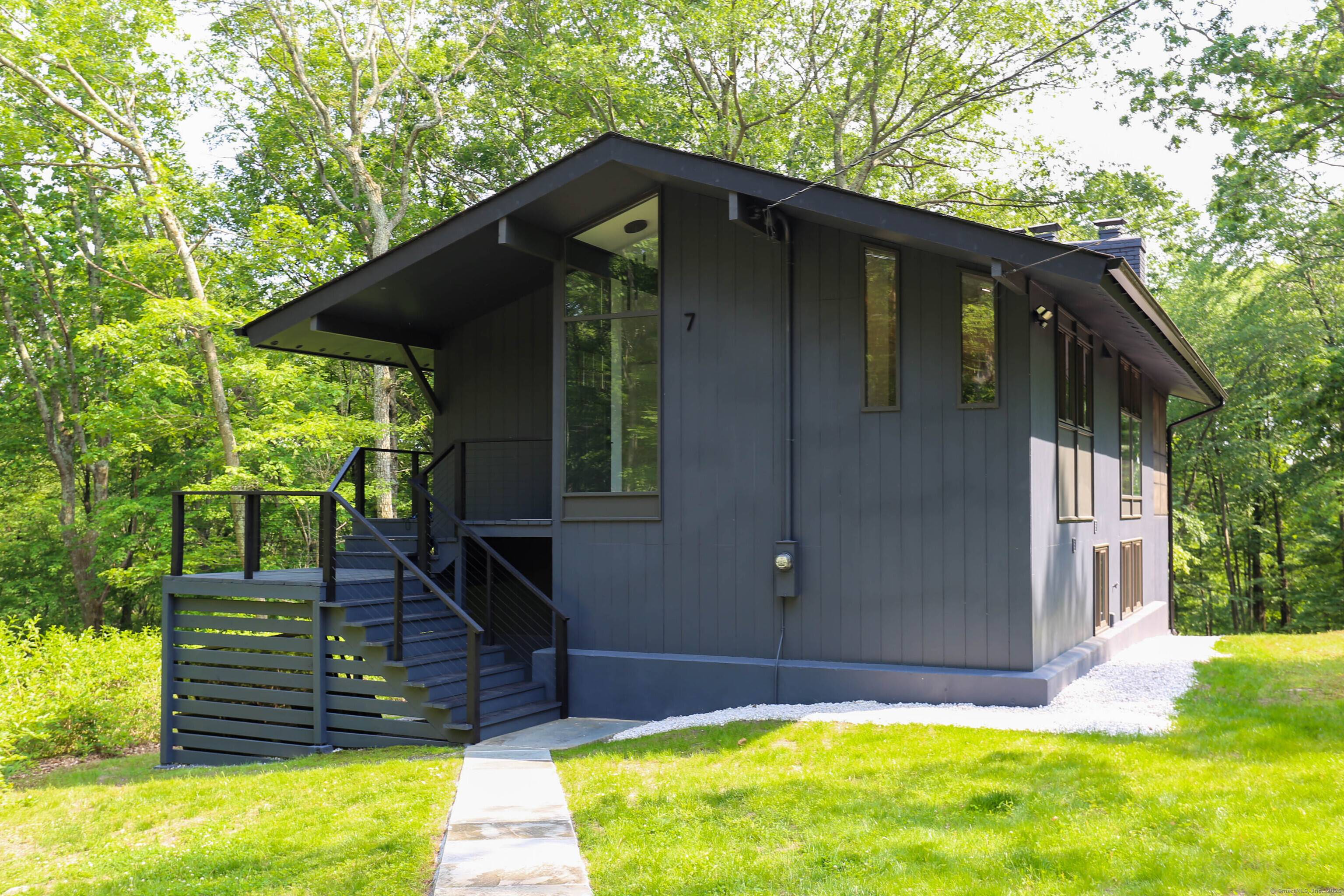 Tranquil Contemporary Retreat on 2.
