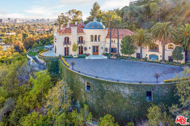 10066   Cielo Dr Beverly Hills LA