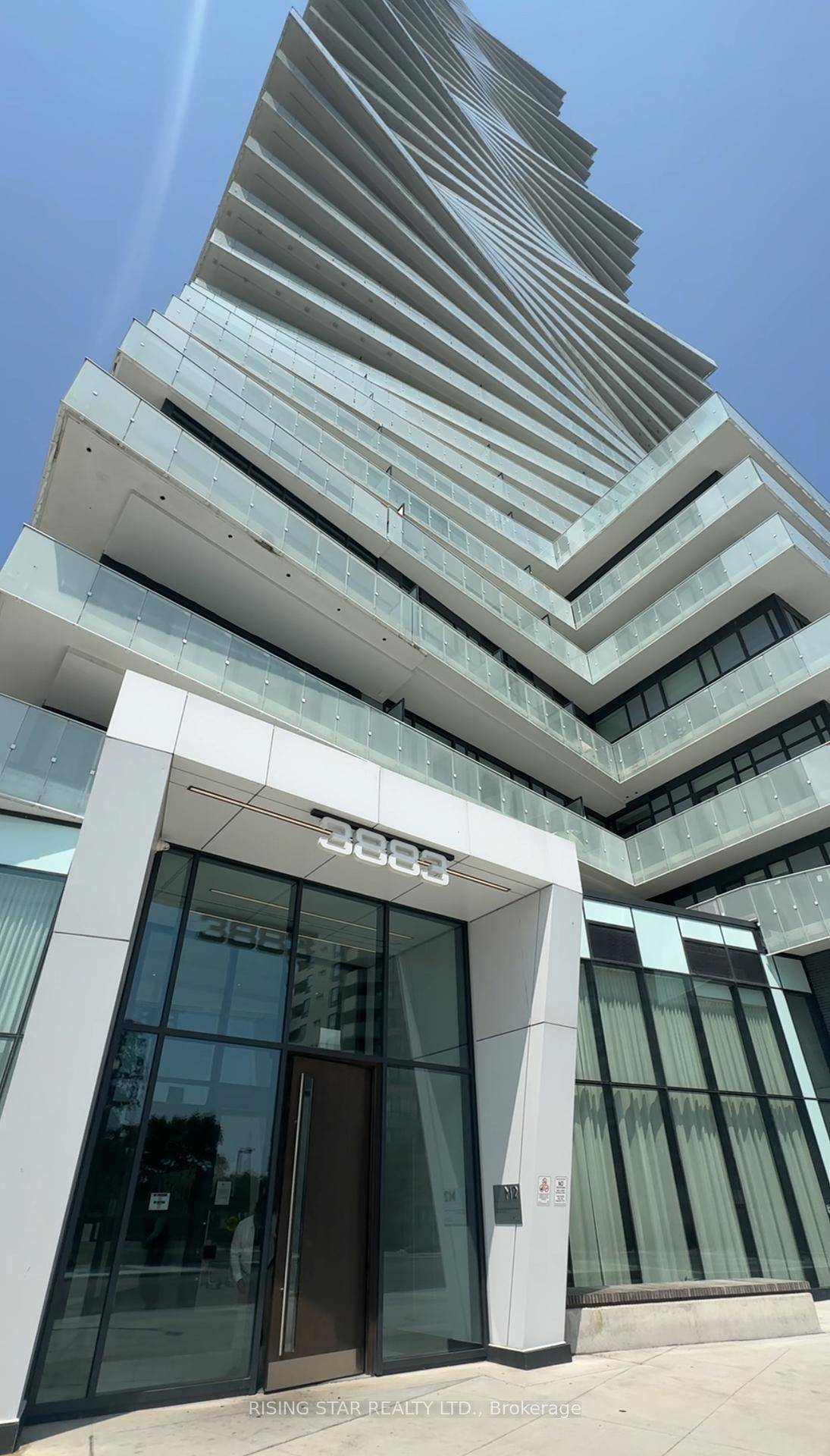 Discover modern living in this stylish1 Bedroom Condo with 1 Parking Spot at M City 2, an award winning residence in the heart of Mississauga.