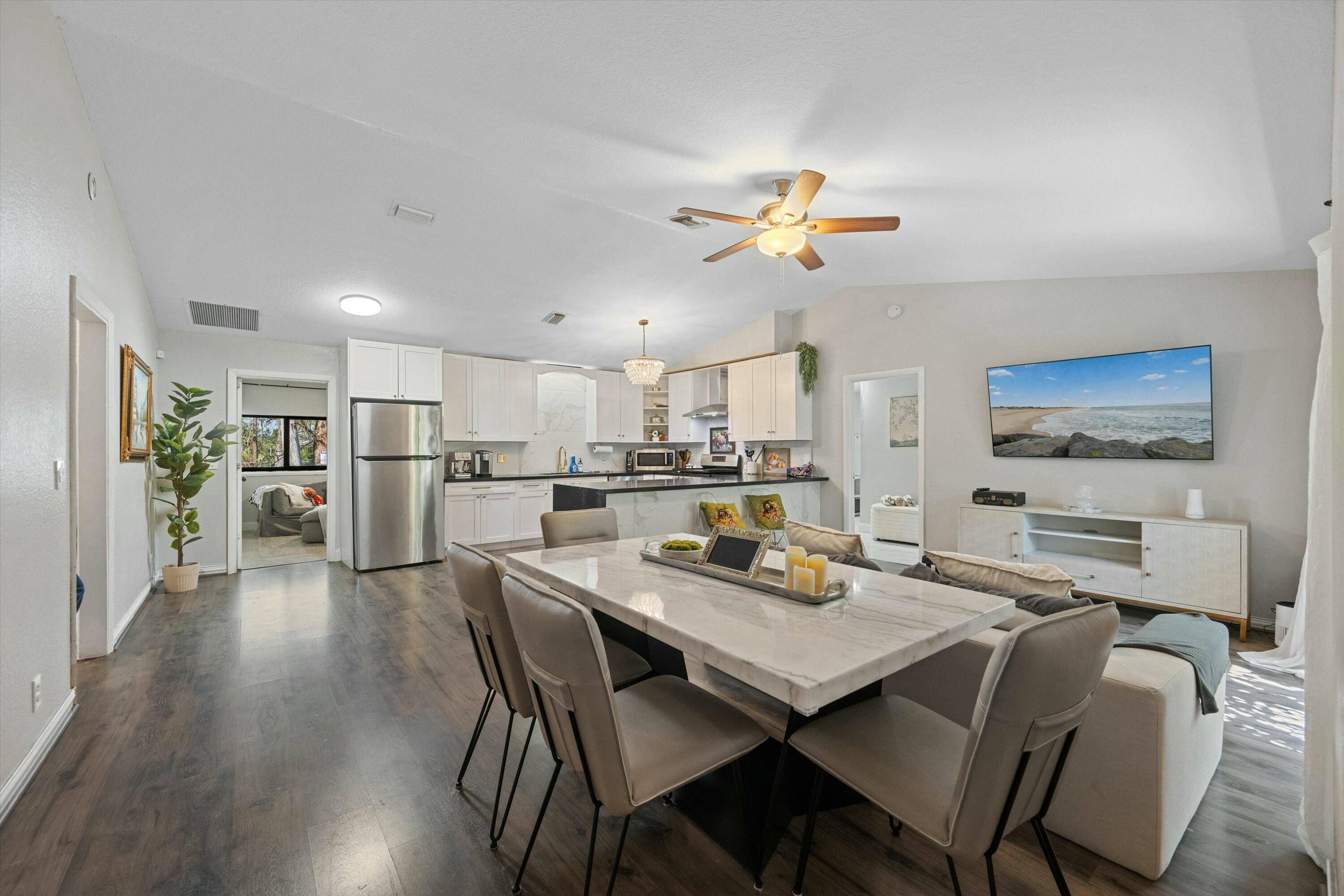 This 3 bedroom movie room, office den, 2 bath home on 1.
