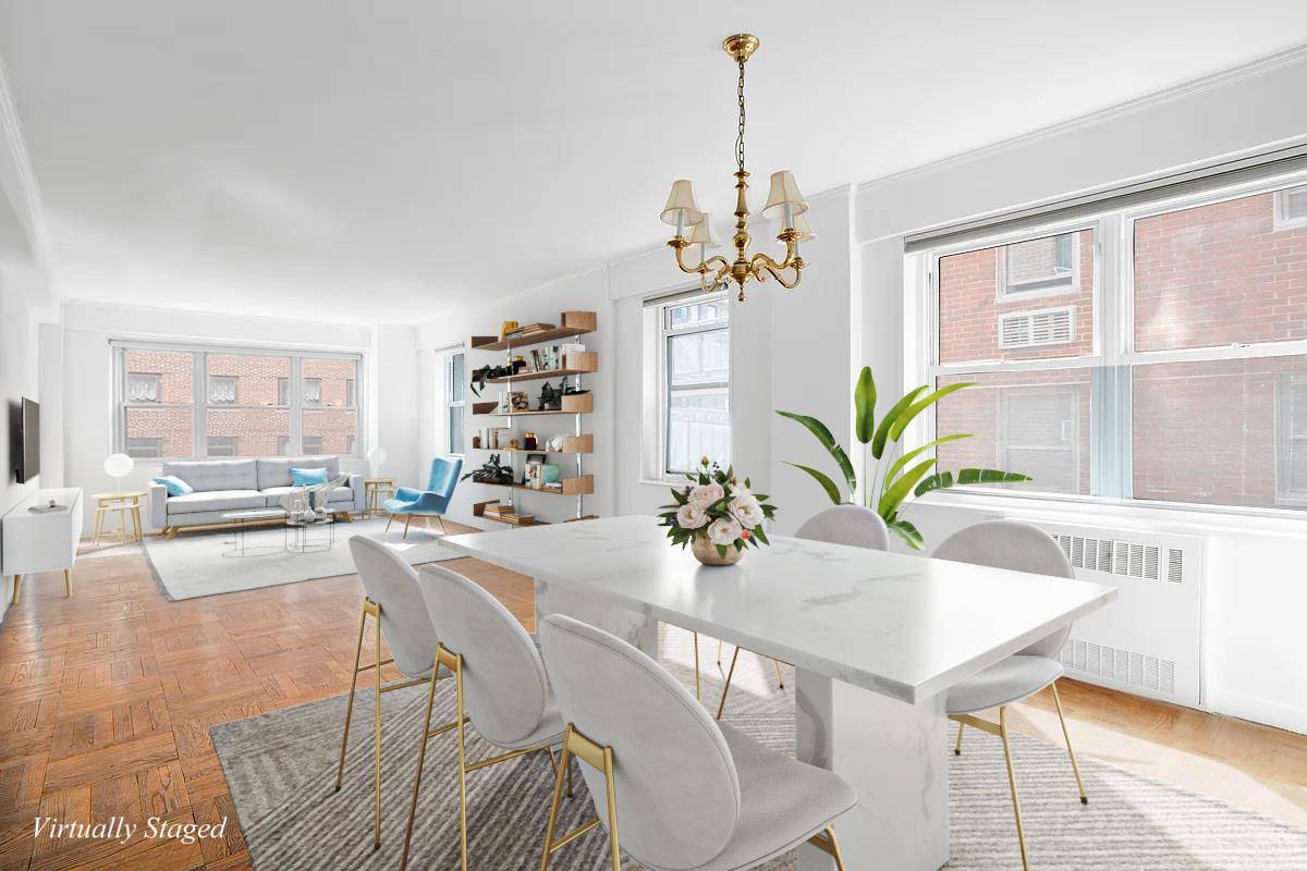 SUTTON PLACE BEAUTY WITH OBLIQUE RIVER VIEWS Desirably situated on beautiful Sutton Place South, Residence 9L awaits !