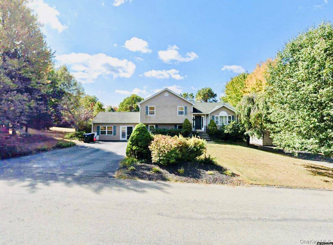 Welcome to 23 Lexington Drive an original owner home offering 3 bedrooms, 1.