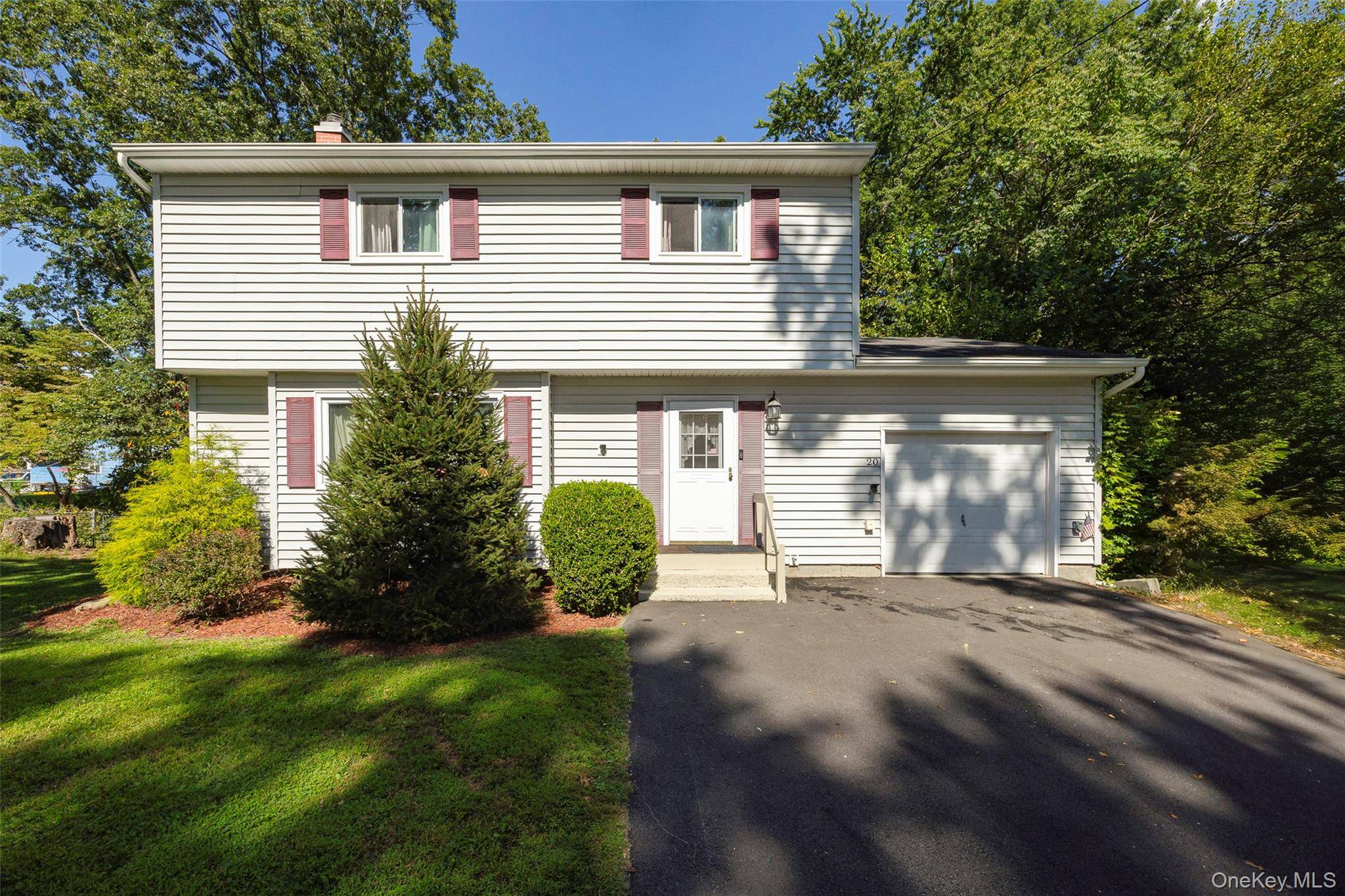 Welcome to 20 Jean Drive, located in the desirable Spackenkill School District offering the perfect blend of comfort, space, and convenience.