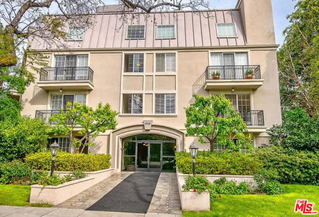 458 N OAKHURST DR 2BR Beverly Hills Post Office | B.H.P.O. La