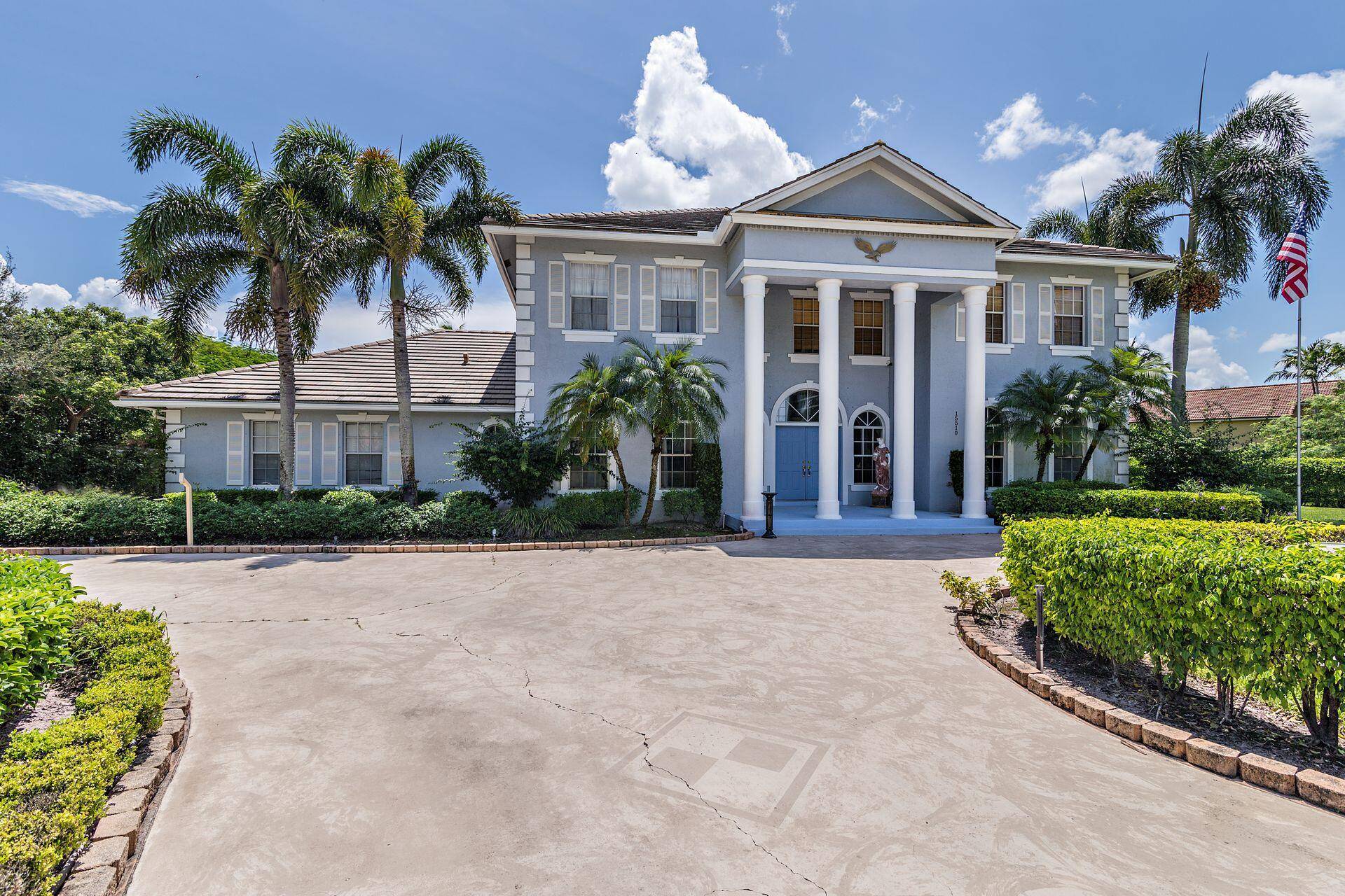 Two story furnished estate home with 3 car garage in the Wellington Aero Club.