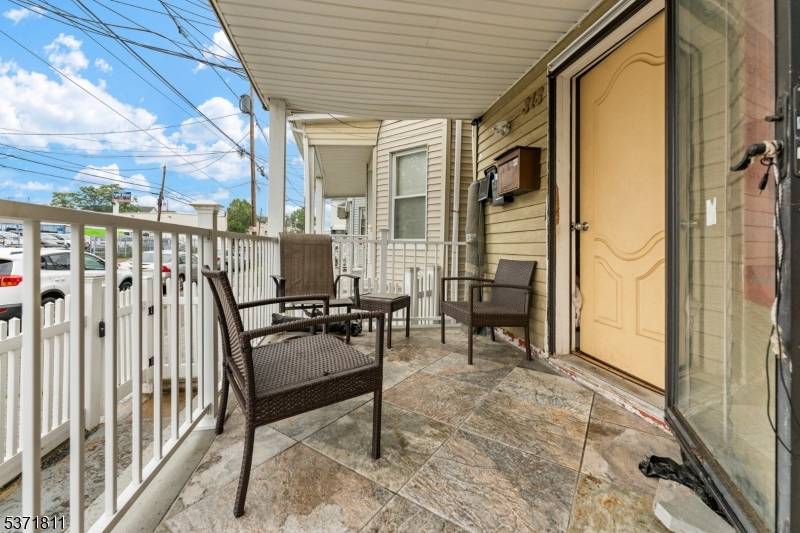 Come look at this amazing 2 family property.
