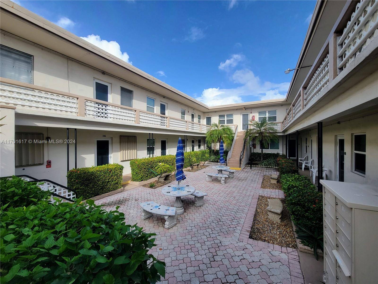 1315 N Ocean Dr 201