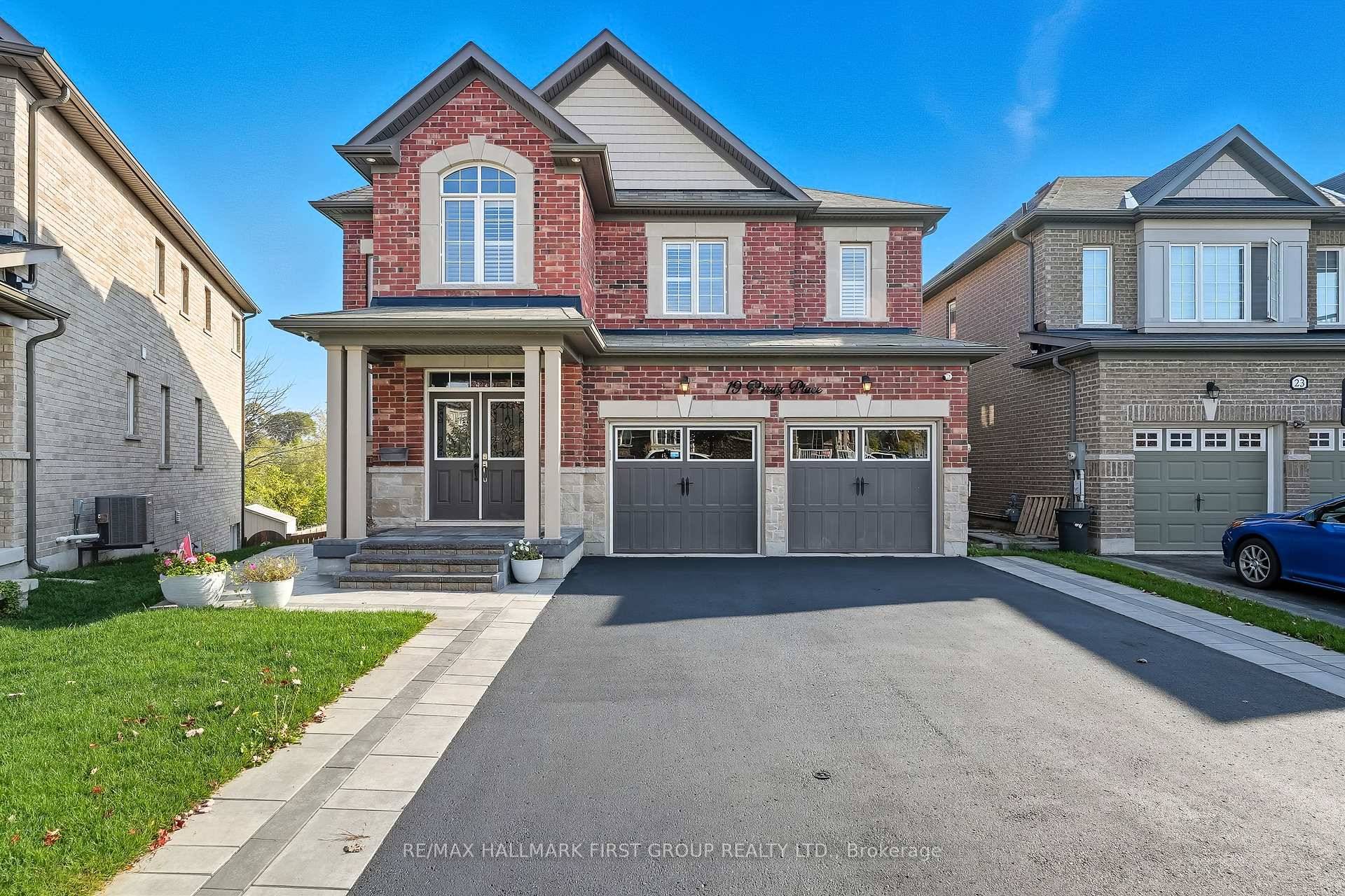 Welcome to 19 Purdy Place, a stunning family home located on a quiet street with no rear neighbours.