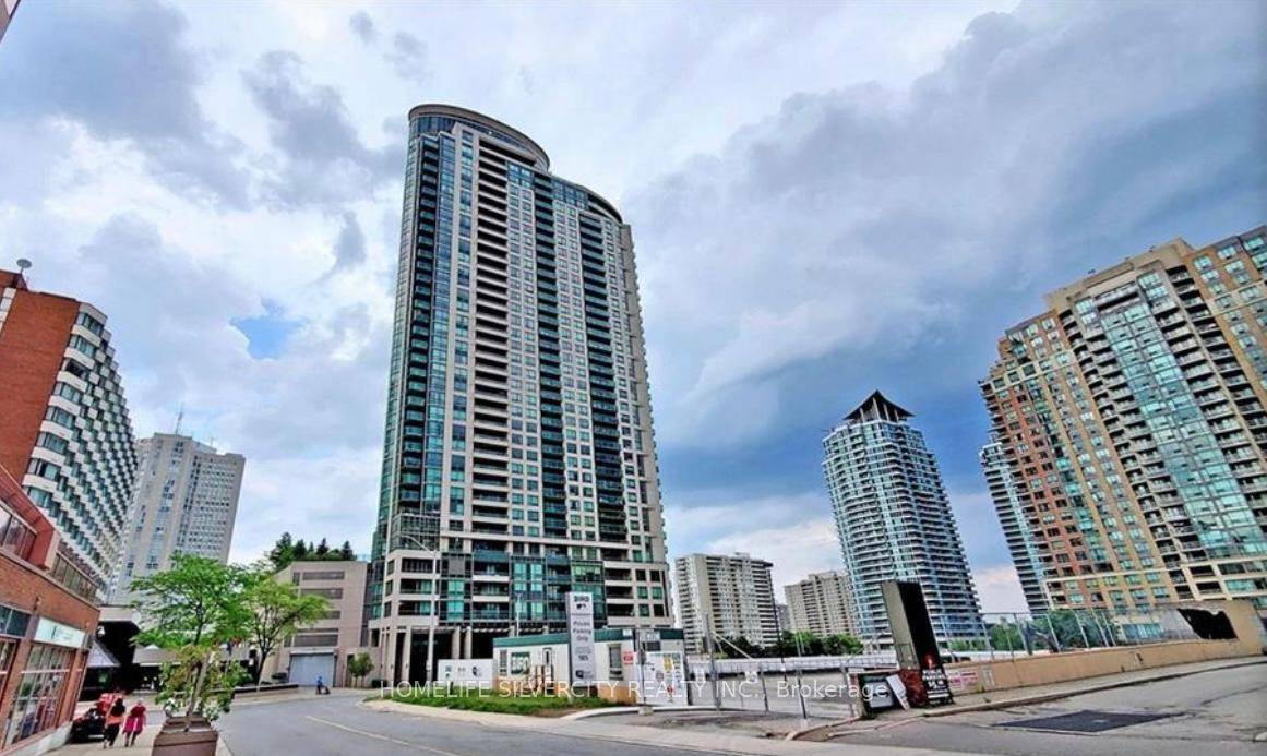 Welcome to Wide Suites is located in the Downtown Core of Mississauga.