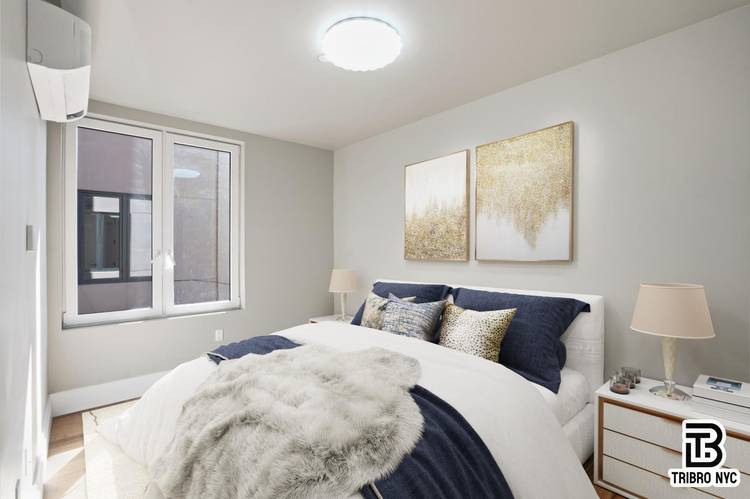 Massive 4BR 2. 5BA with In Unit Washer amp ; DryerDiscover the perfect blend of space, comfort, and modern design in this beautifully appointed 4 bedroom, 2 bathroom residence.