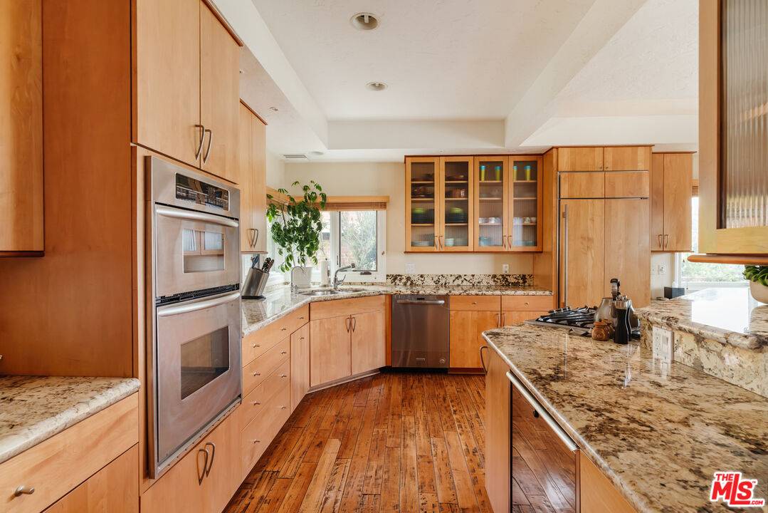 2208 Westridge Rd 3BR Brentwood La