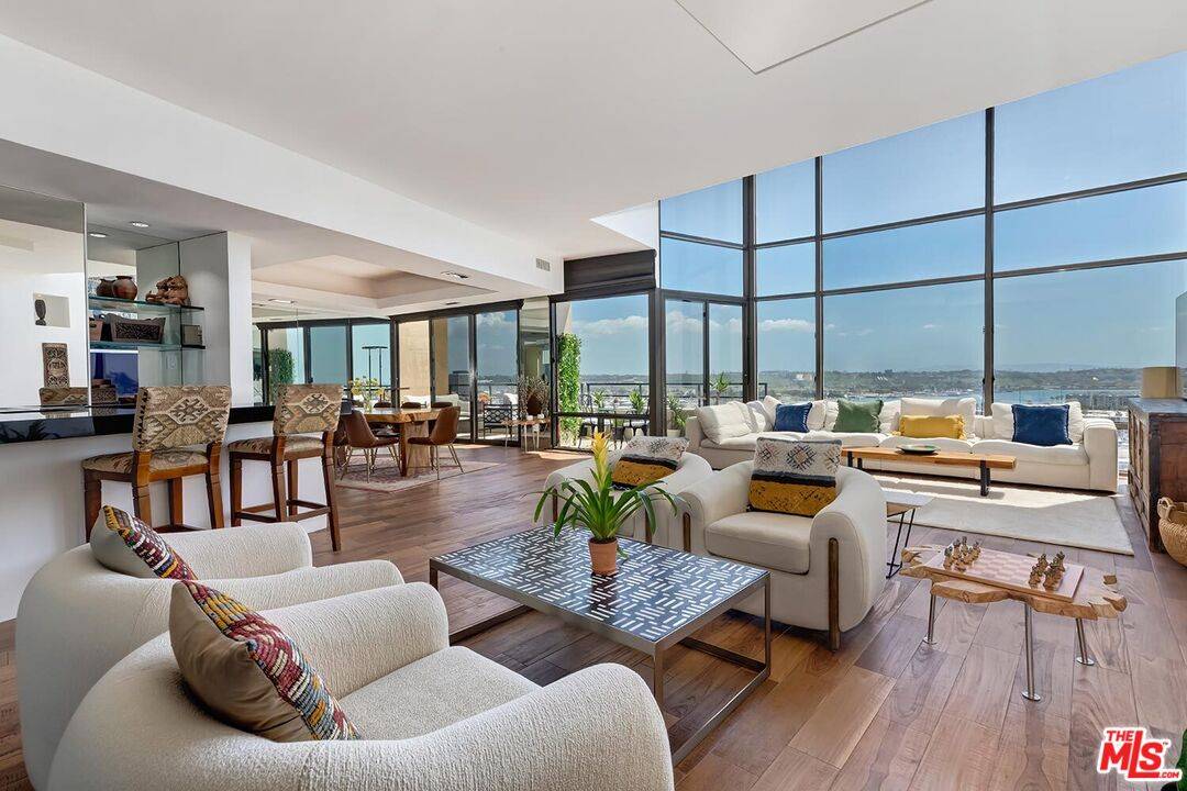 4335   Marina City Drive 2BR Marina Del Rey La