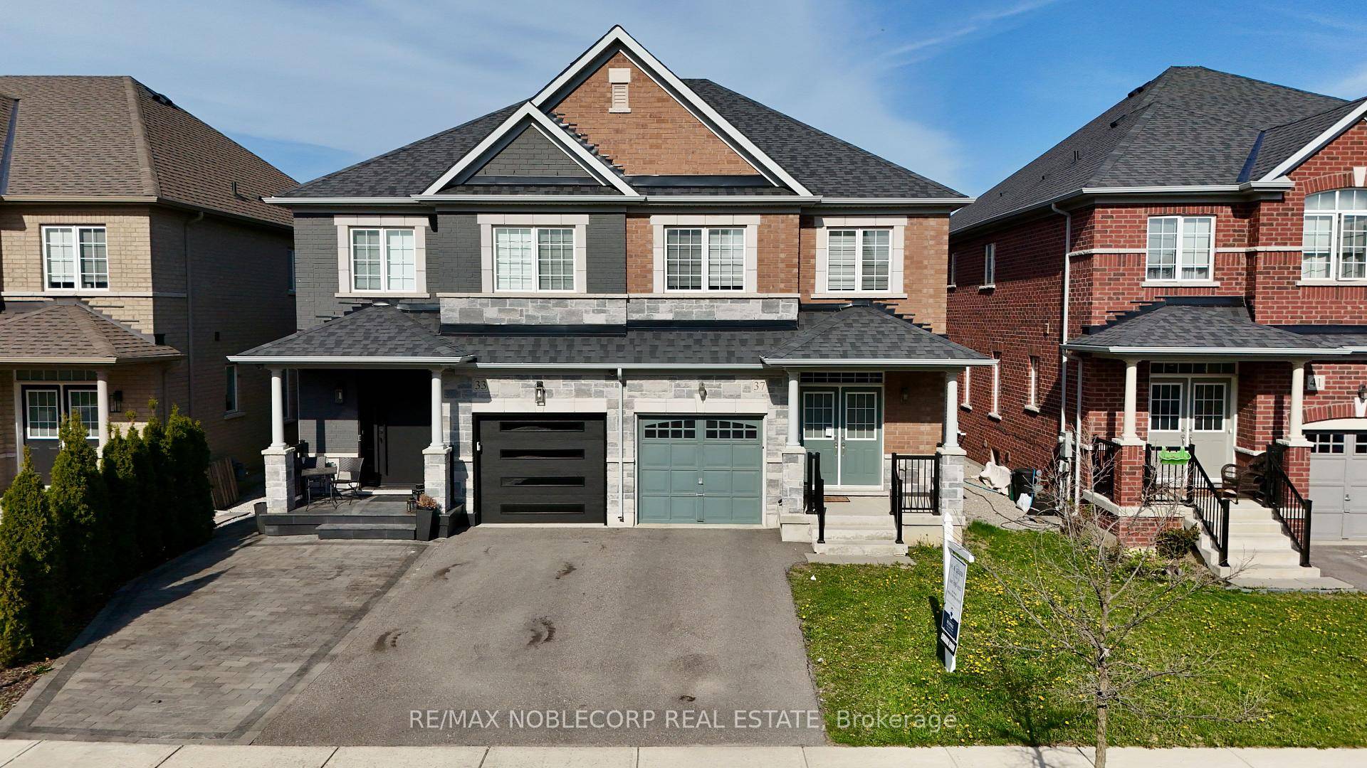 NEW Absolutely Beautiful Semi Detached In The Heart Of Vellore Village Perfect Family Friendly Neighbourhood off A Private Court Location Great Curb Appeal With Brick amp ; Stone Exterior, Upgraded ...