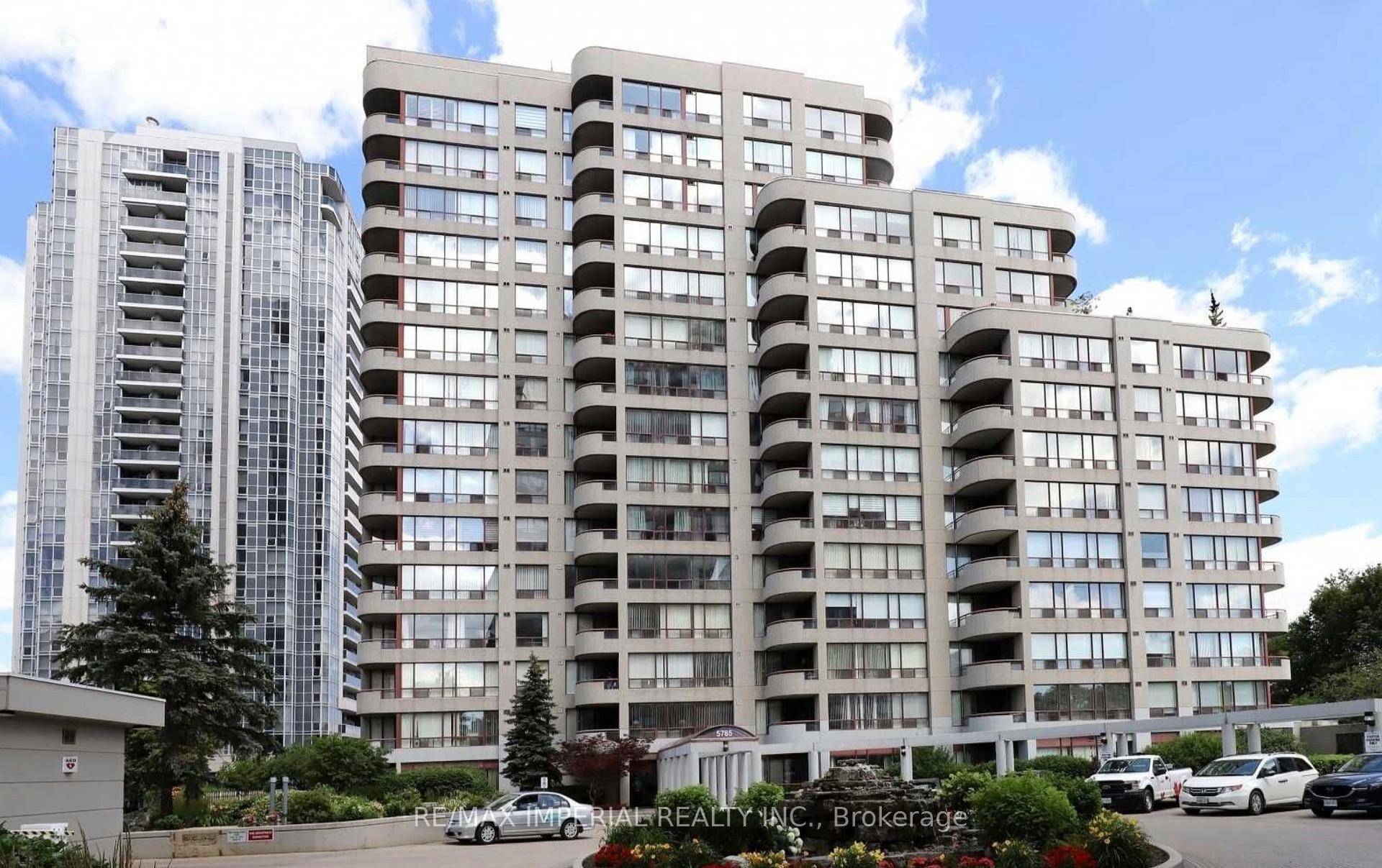 Luxury 2 Bed Condo In A Prime Location.