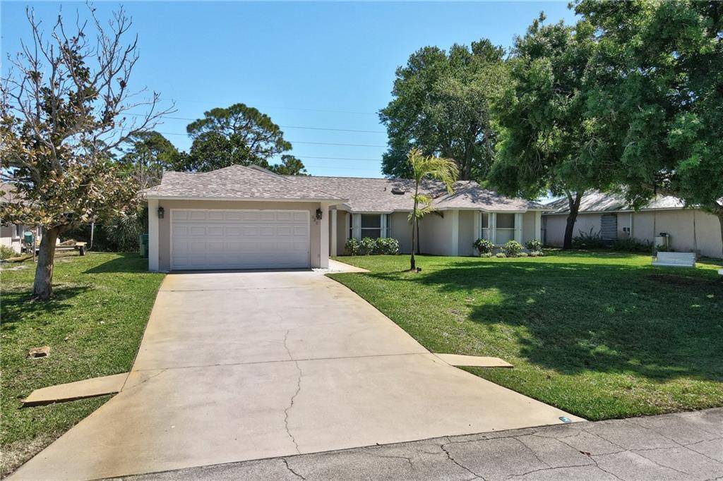 Beautiful 3 2 2 Car Garage, Newly Painted inside and out, Remodeled Kitchen, Custom White Wood Cabinets, soft close doors, Leathered Granite Countertops, New Stainless Steel Appliances, Breakfast Bar, Fireplace, ...