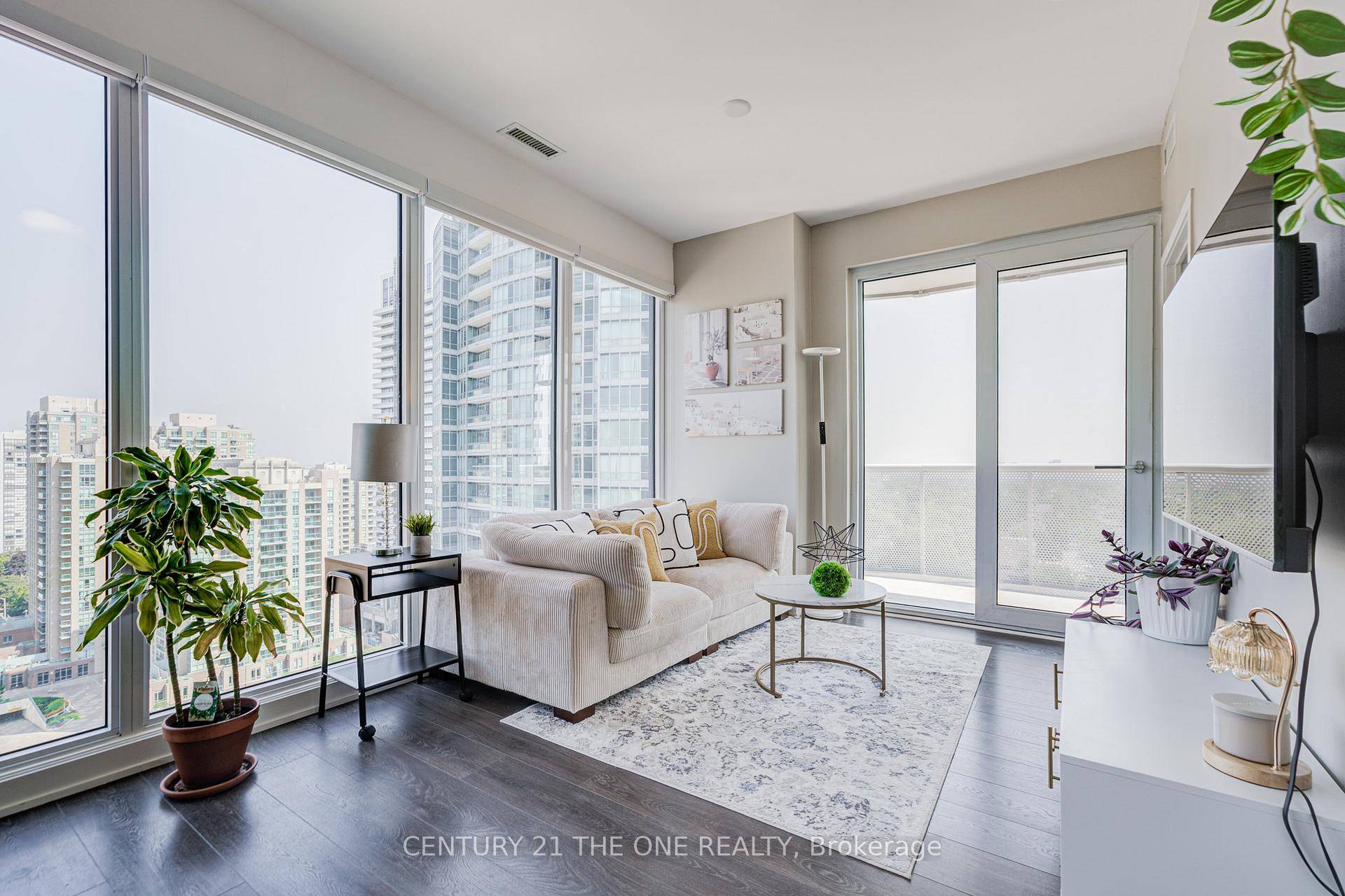 Welcome to Azura Condos by Capital Developments a 3 year new luxury residence perfectly situated in the heart of North York, just a 4 minute walk to Finch Subway Station ...