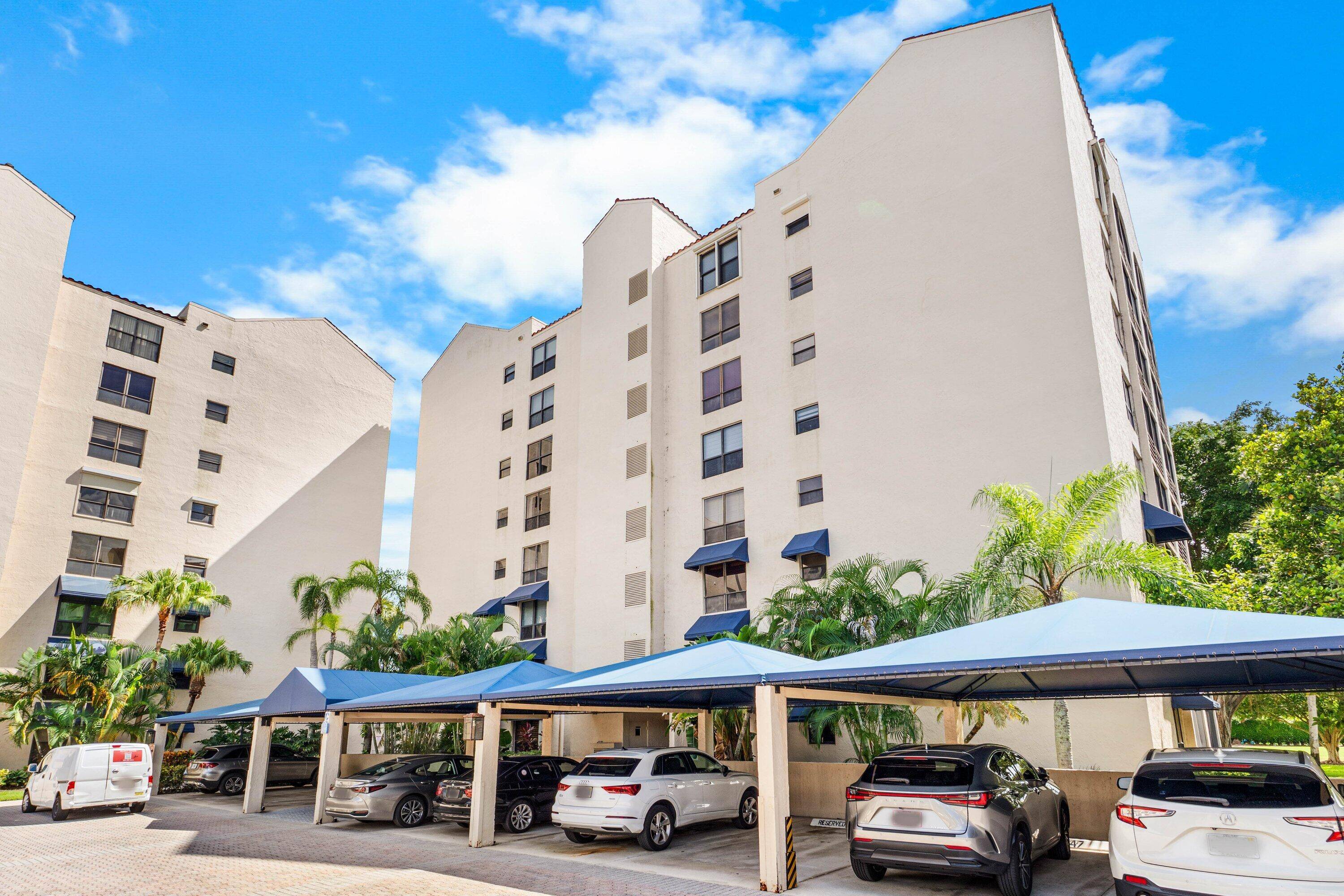 7572 Regency Lake Drive Condo Palm Beach