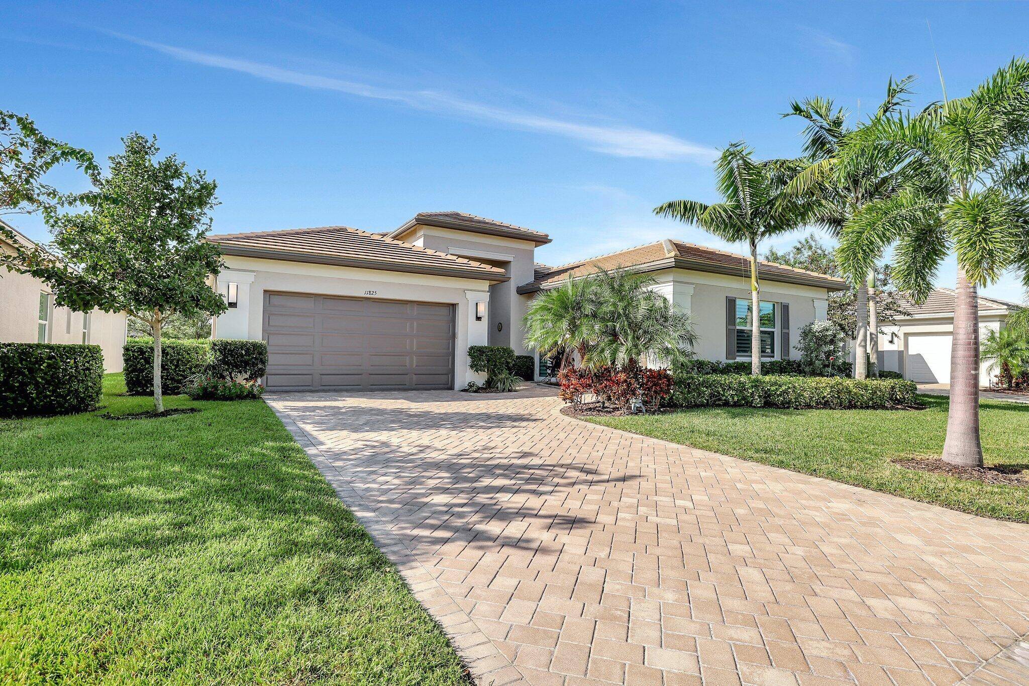 Move in Ready Home in Valencia Cay at Riverland's 55 Active Adult Community.