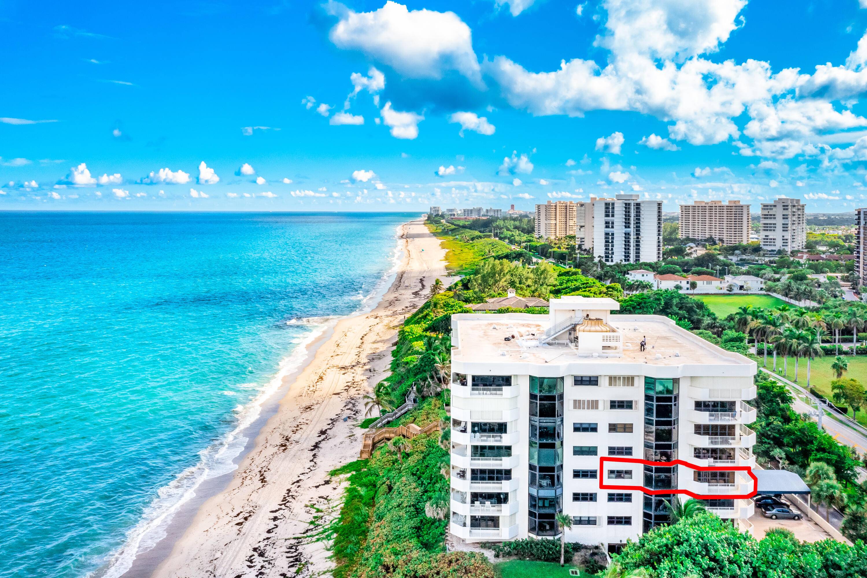 OCEAN VIEWS OCEANFRONT BUILDING STEPS TO THE SAND FUNDED RESERVES ASSESSMENTS PAID !