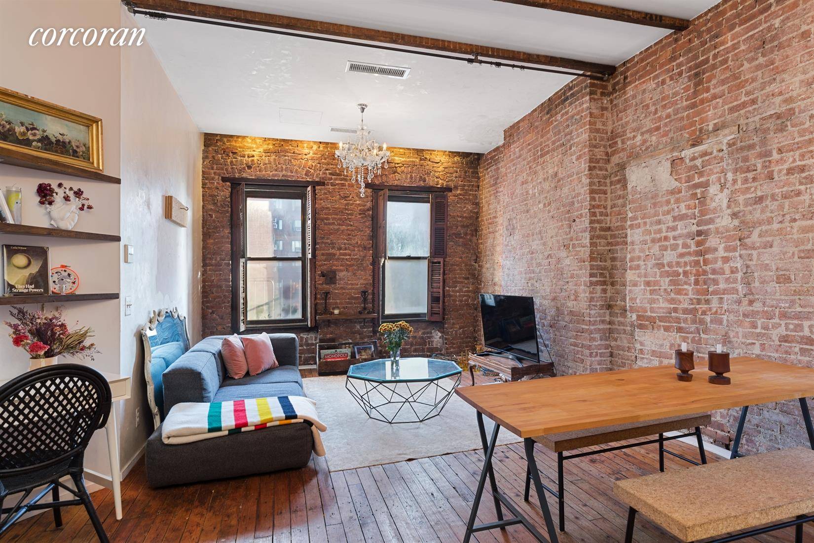 Live the bohemian life ! MAJOR PRICE REDUCTION !