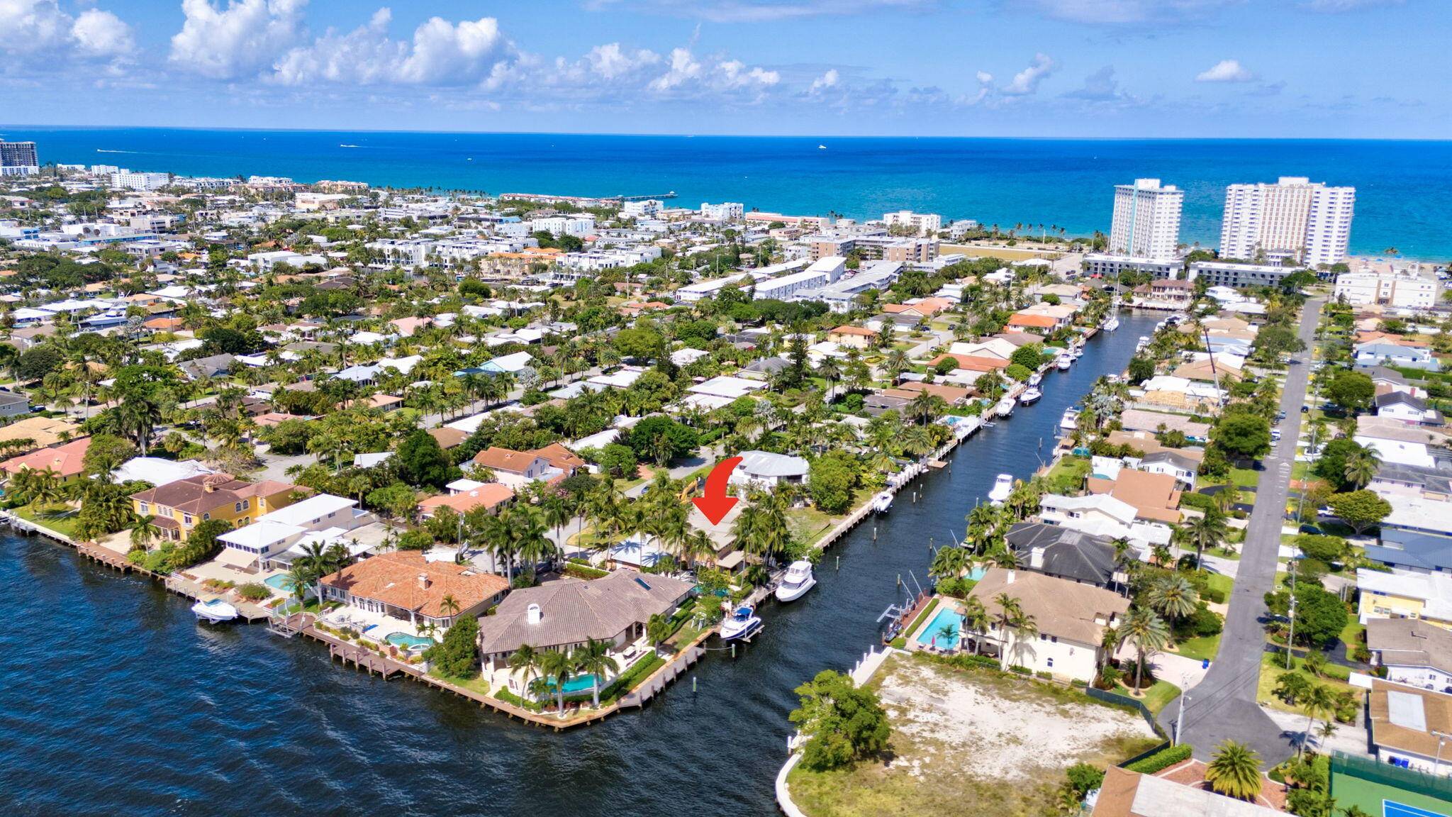 Amazing location ! Discover this 5 bedroom, 5 bathroom waterfront residence in Lauderdale by the Sea.