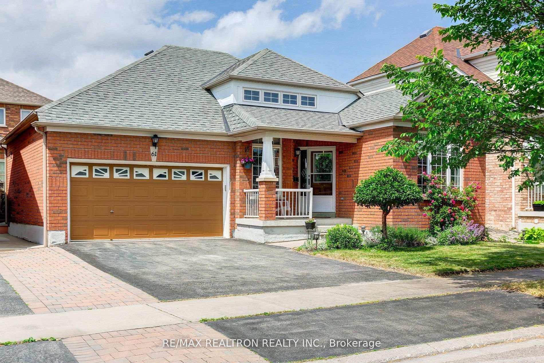 Rare 2 Car Garage Bungalow In Berczy Village Over 2, 000 sf Living Area 14'Ceiling In Sun filled Living Family Room Wood Trim Gas Fireplace 9' Celling in Kitchen and ...