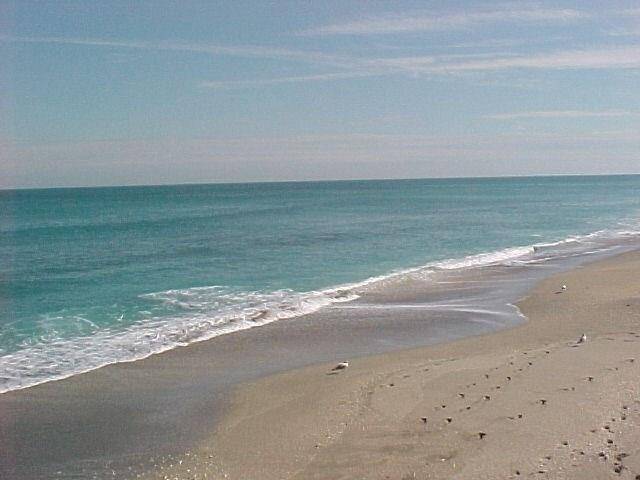 Opportunity knocking in Hobe Sound !