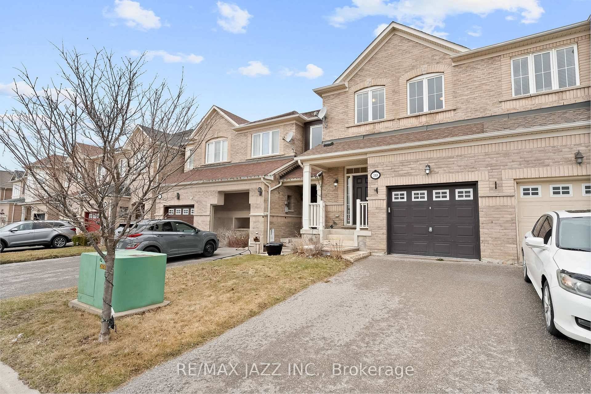 Welcome to 39 Silverwood Circle, located in the vibrant and family friendly Central East Ajax.