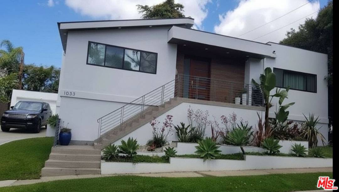 10331   La Grange Ave 4BR Beverlywood La