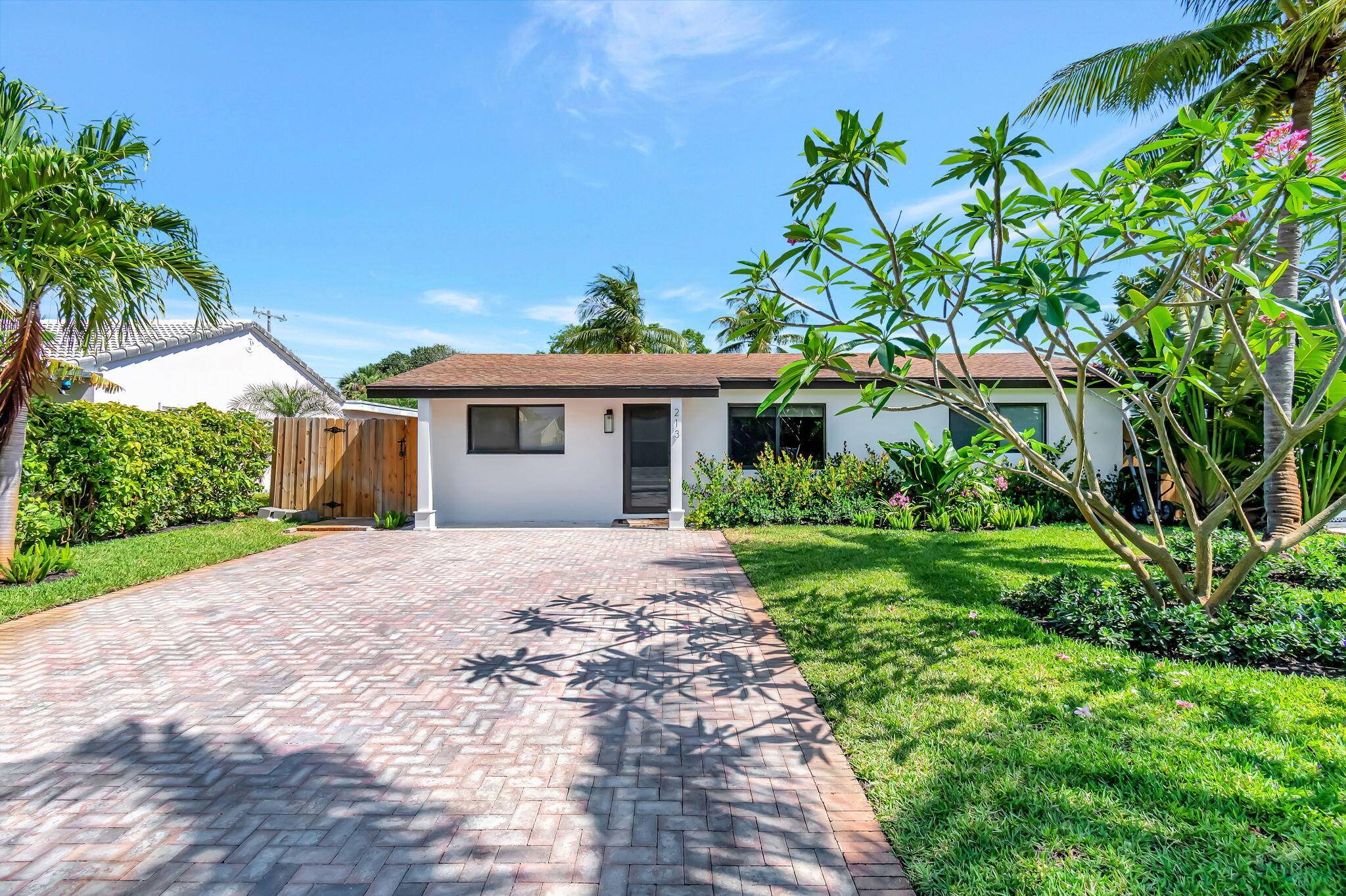 Single family 3 bedroom 2 bath fully furnished home available as a yearly rental includes all utilities paid for by landlord.