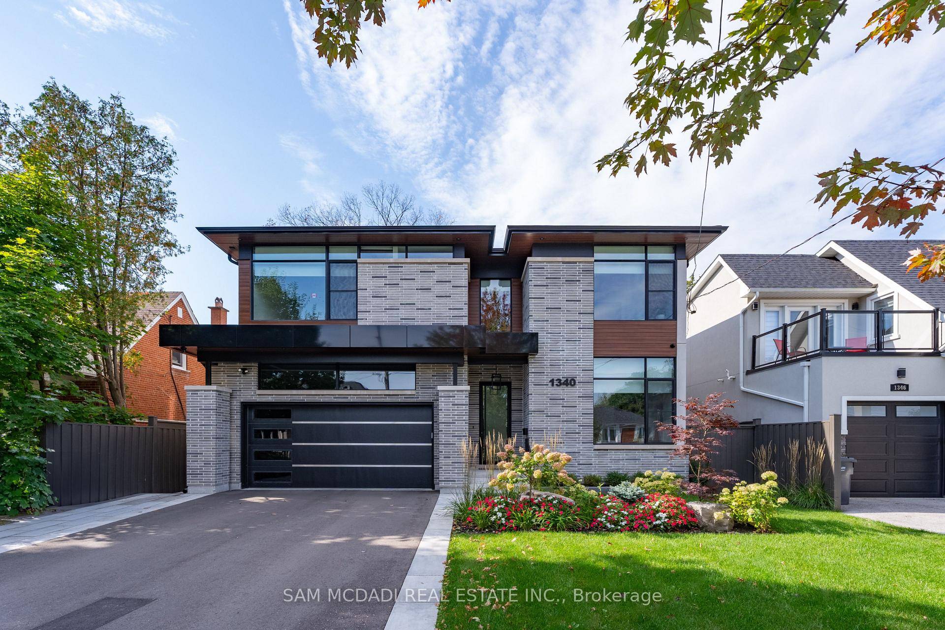 Brand new modern home in desirable Mineola on a large 50 x 150 ft lot.