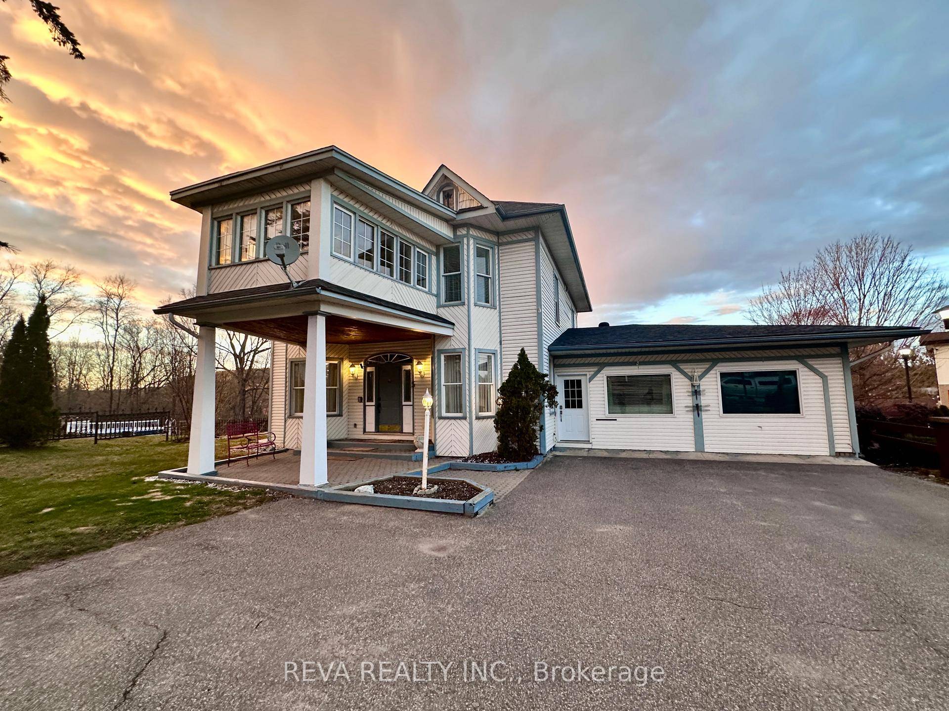 Charming Victorian Property with Income Potential and Prime Location.