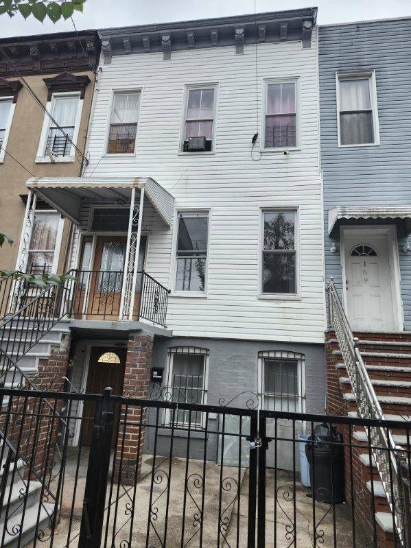 . Welcome to this remodeled two family home, a perfect opportunity for investors seeking passive income.