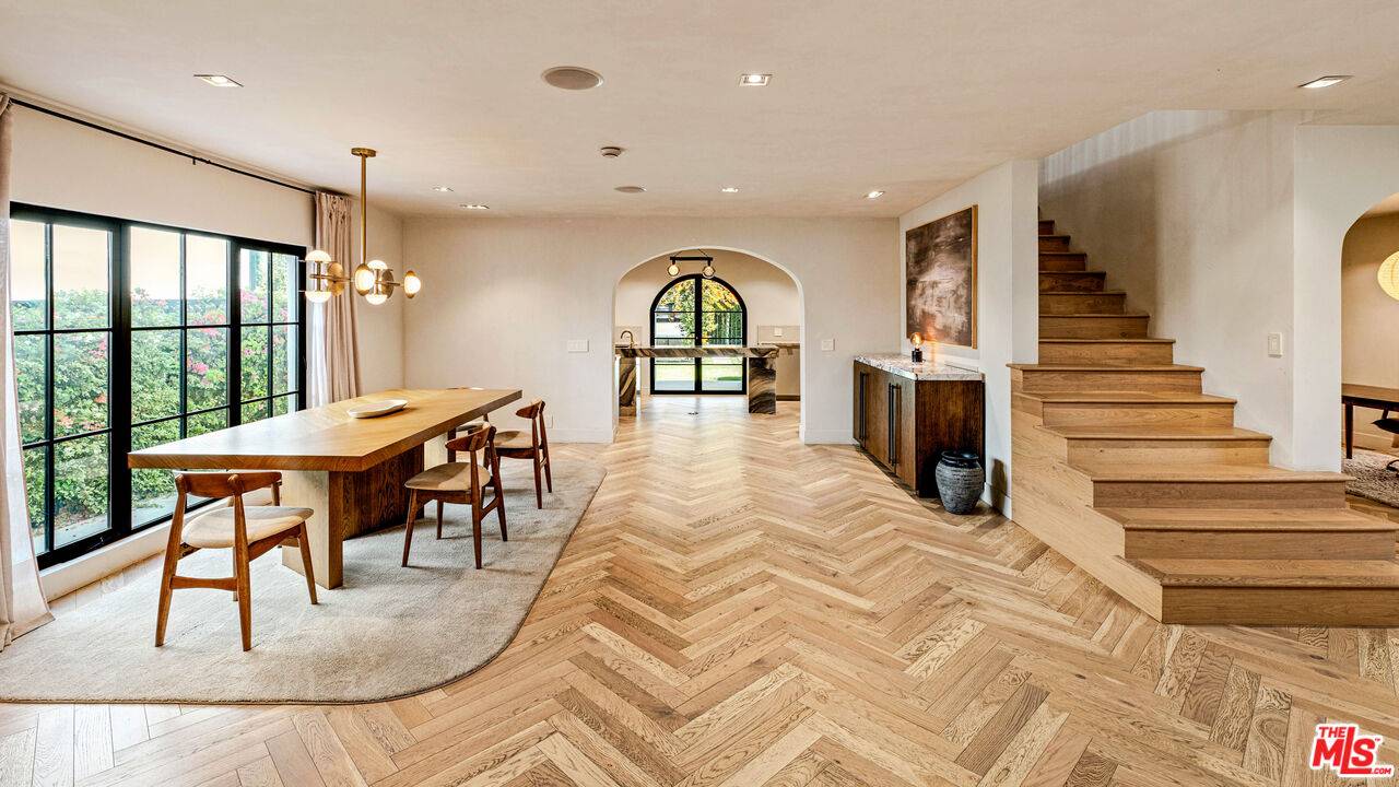 180 S Vista St 4BR Hancock Park La