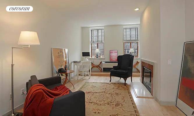 Stunning, bright and spacious 2 bedrooms with 2 FULL baths in the heart of Brooklyn Height's historic district features hard wood floors ; individual climate control ; dishwasher, wood burning ...