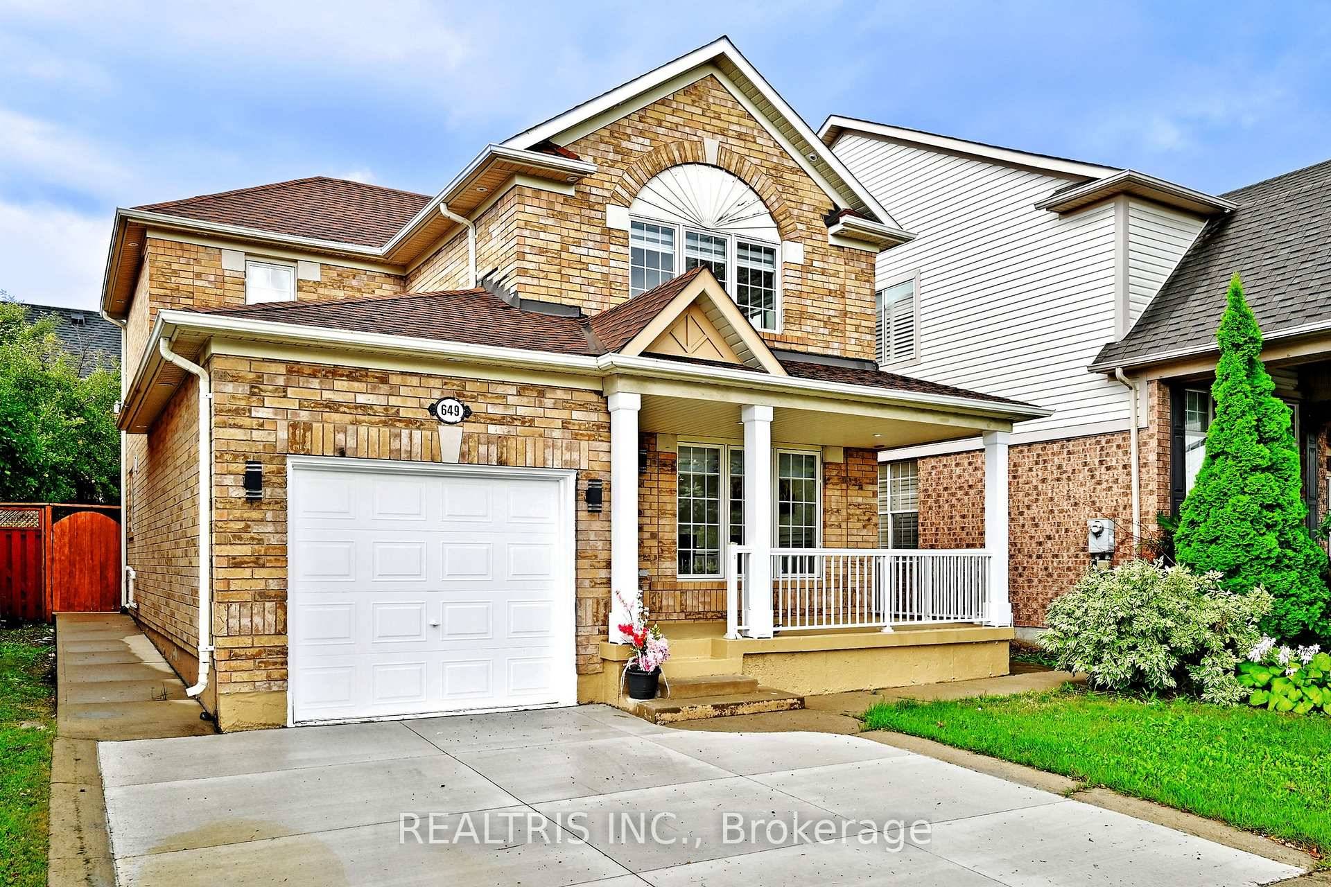 Welcome to 649 Marley Crescent A Stunning Newly Renovated Home !