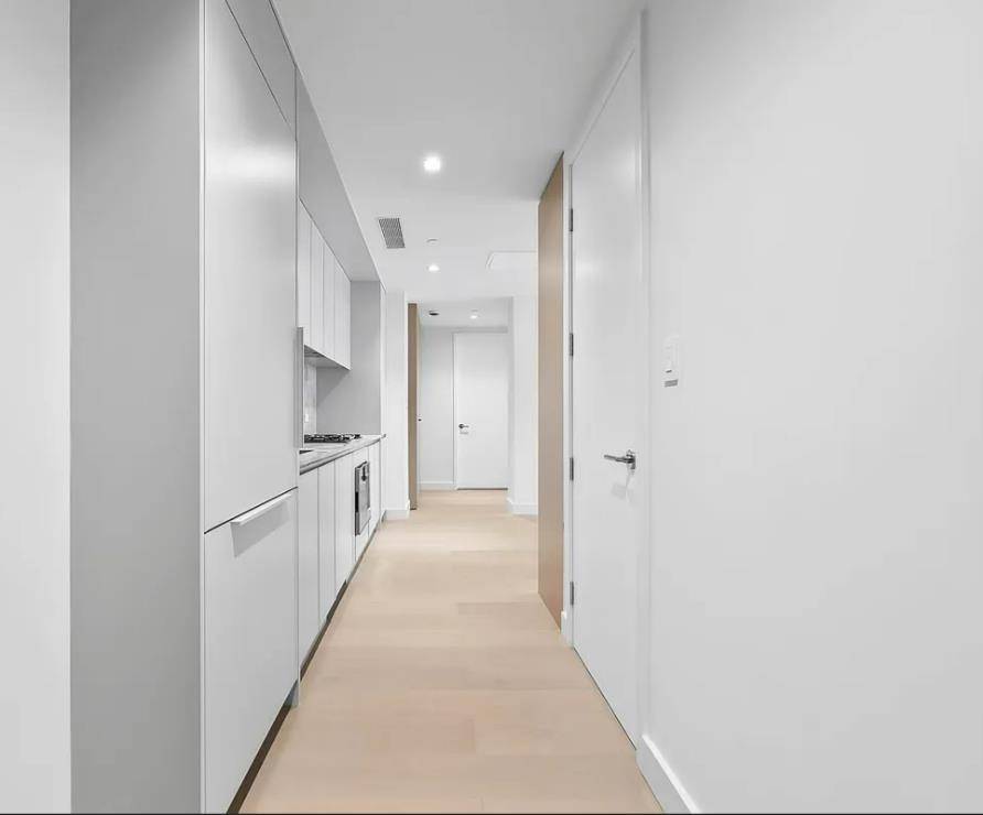 Live, Work... PerfectionWelcome to Hendrix House, the first building in New York City explicitly designed for those looking to maximize their life and work from the serenity of their own ...