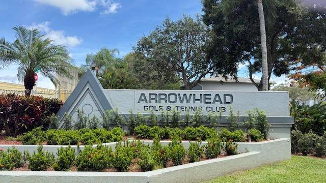 Beautiful amp ; Spacious 4 Bedroom Corner Townhome in Arrowhead Golf amp ; Country Club !