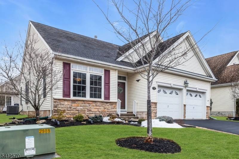 Located in desirable 55 Canal Walk is this one floor living open concept 2 Bedroom Adams Ranch.