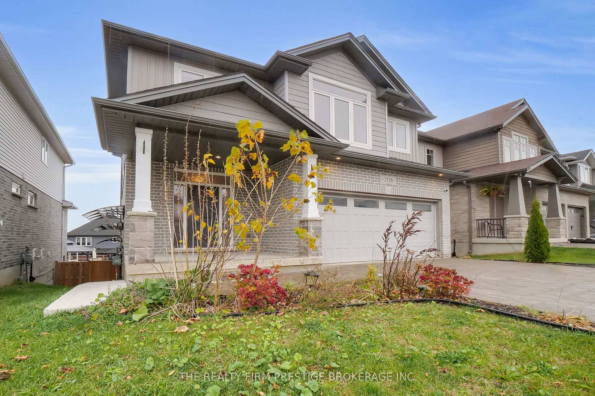 For Lease This bright and well appointed 1 bedroom walk out basement unit offers a private entrance and a thoughtfully designed layout, ideal for comfortable living.
