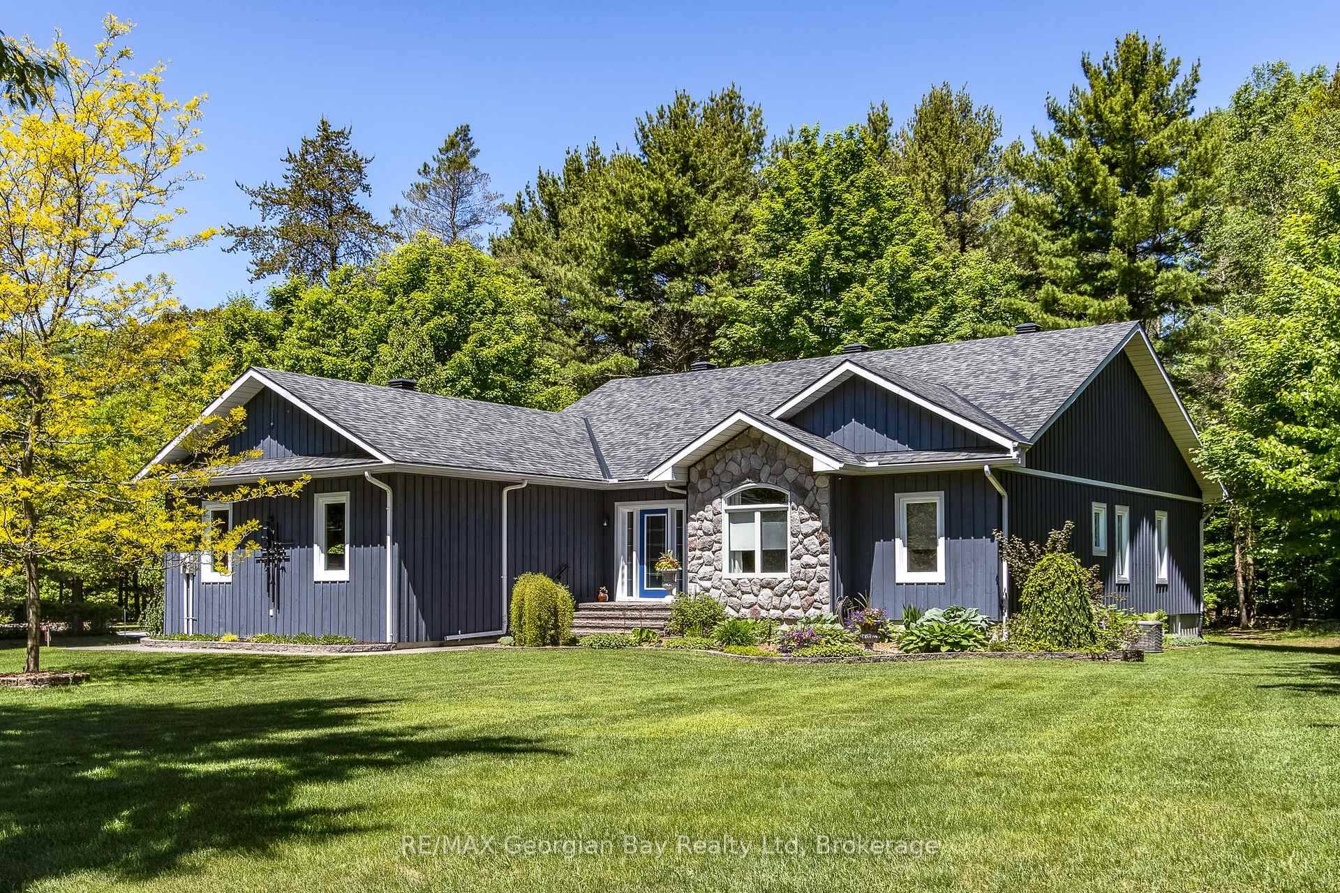 Stunning property set on a beautiful lot surrounded by nature.