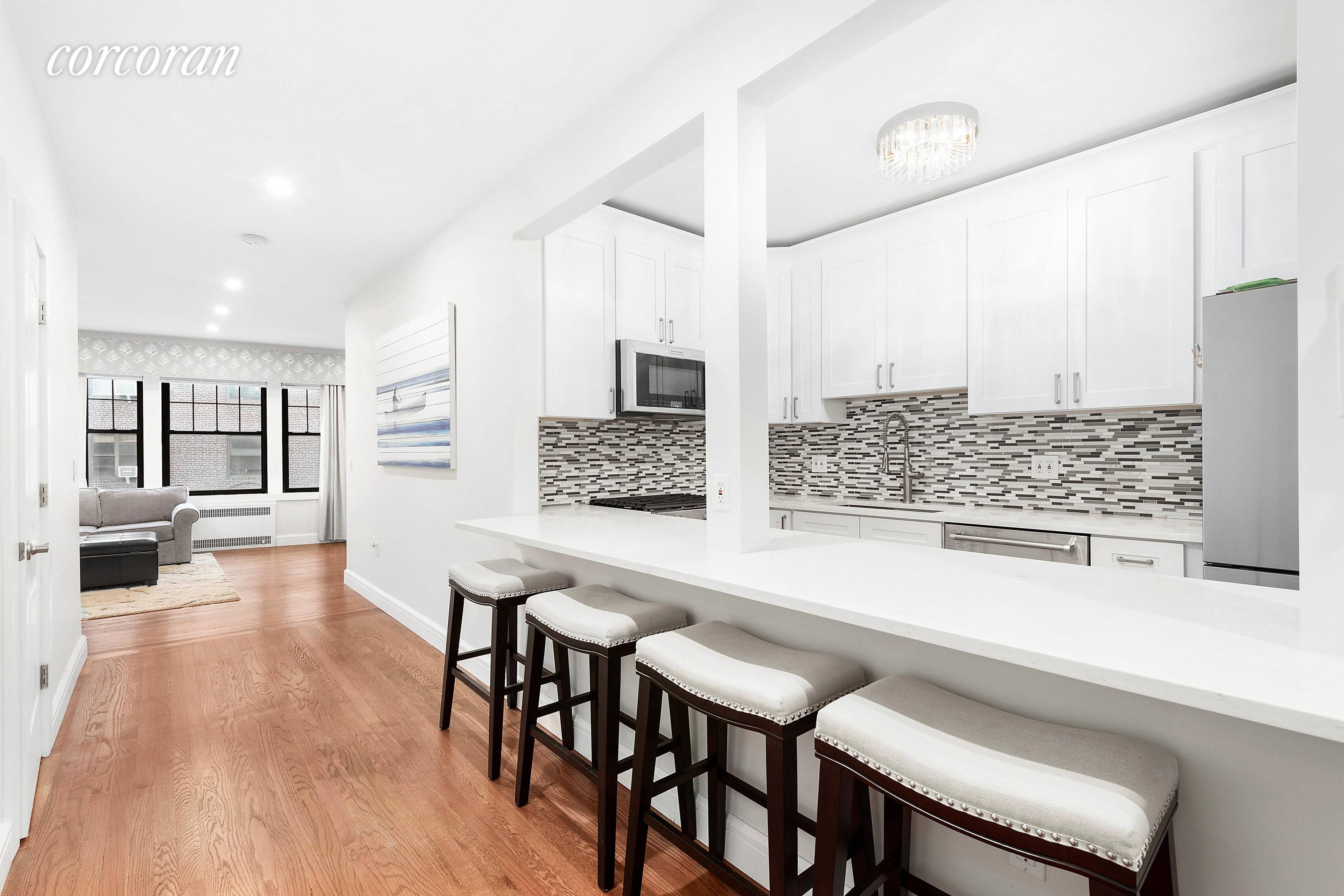 This fully renovated Junior 4 Convertible 2 Bedroom enhances Pre War charm and warmth with a sophisticated, contemporary finish.