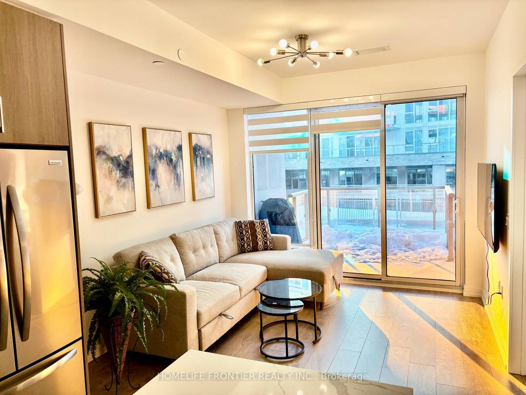 Beautifully Furnished Spacious Brand New 1 bedroom In SUNSEEKER.